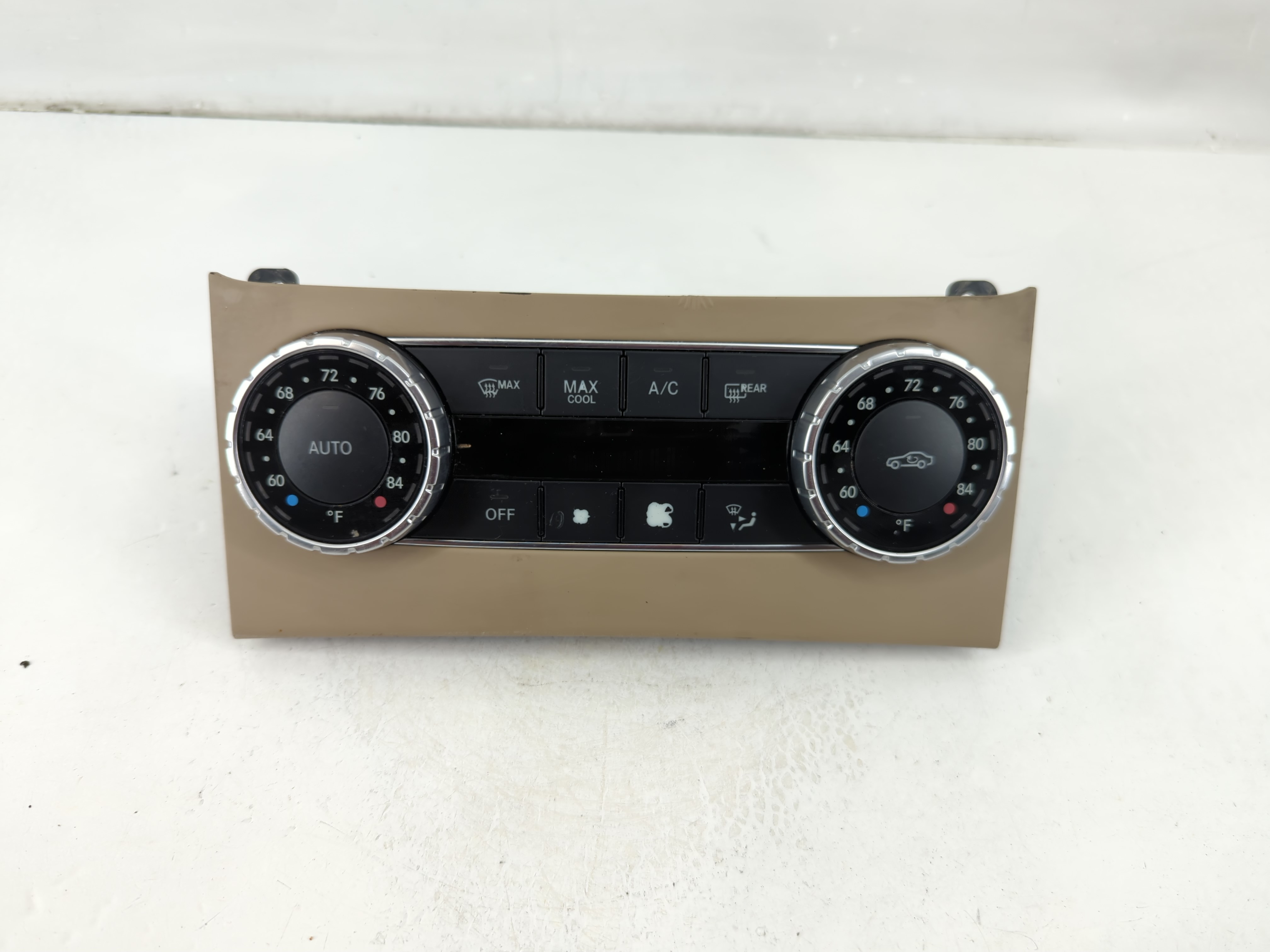 2013-2014 Mercedes-benz C250 Ac Heater Climate Control A 204 900 68 08 1102953 - Oemusedautoparts1.com