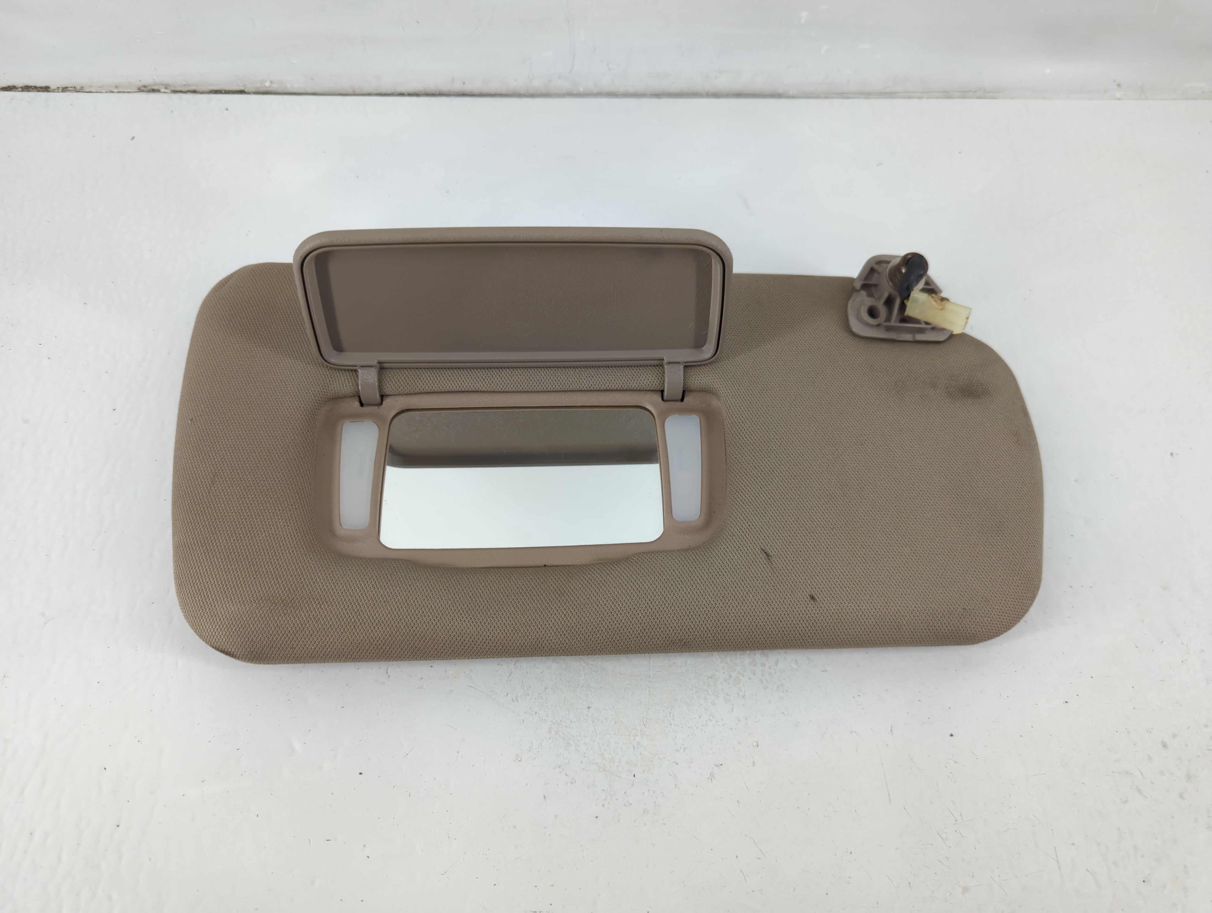 Picture of 2005-2006 Nissan Altima Passenger Sun Visor Mirror Right Sunvisor Beige 1102965