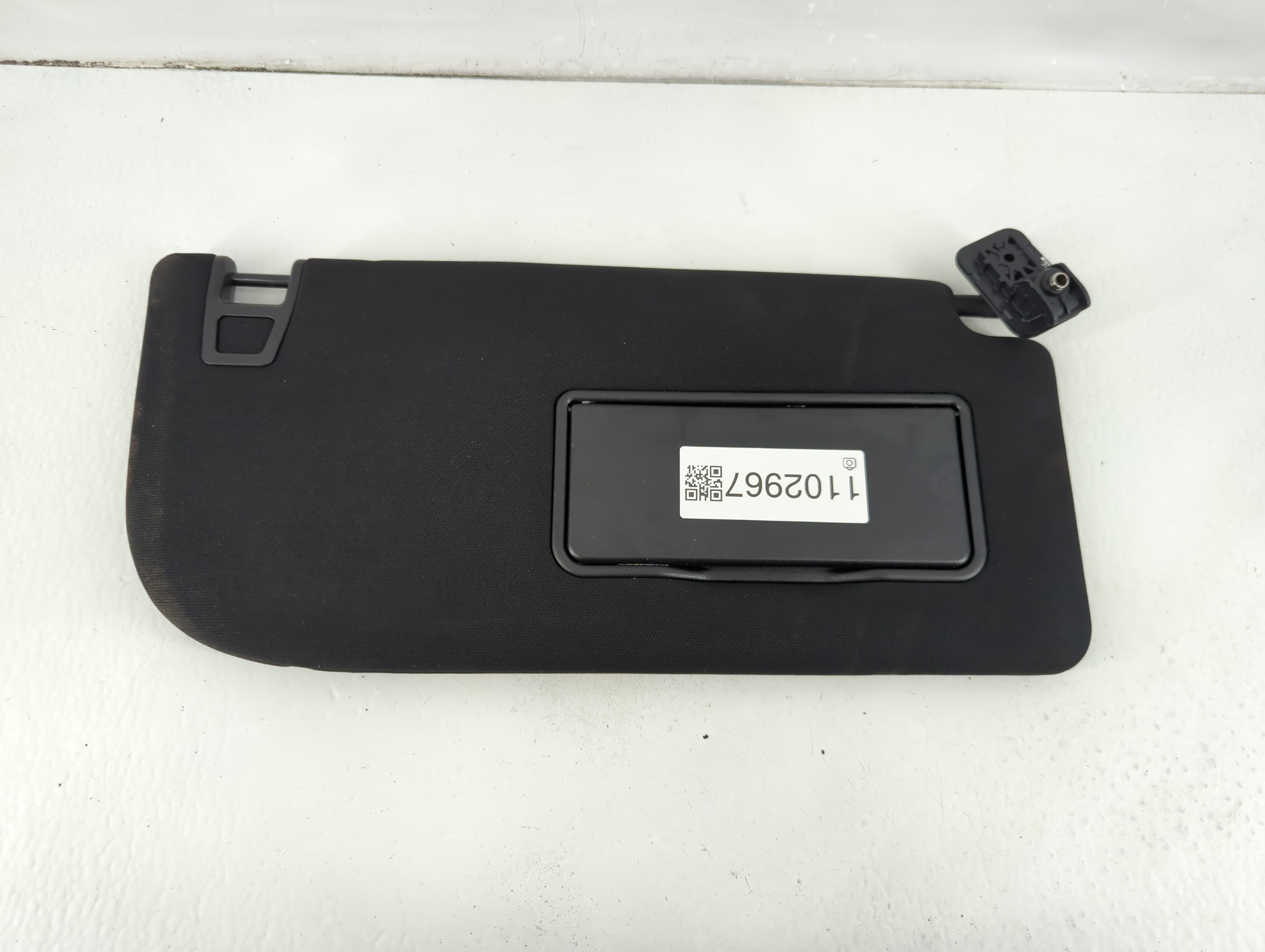 Picture of 2018-2020 Ford F-150 Passenger Sun Visor Mirror Right Sunvisor Black 1102967