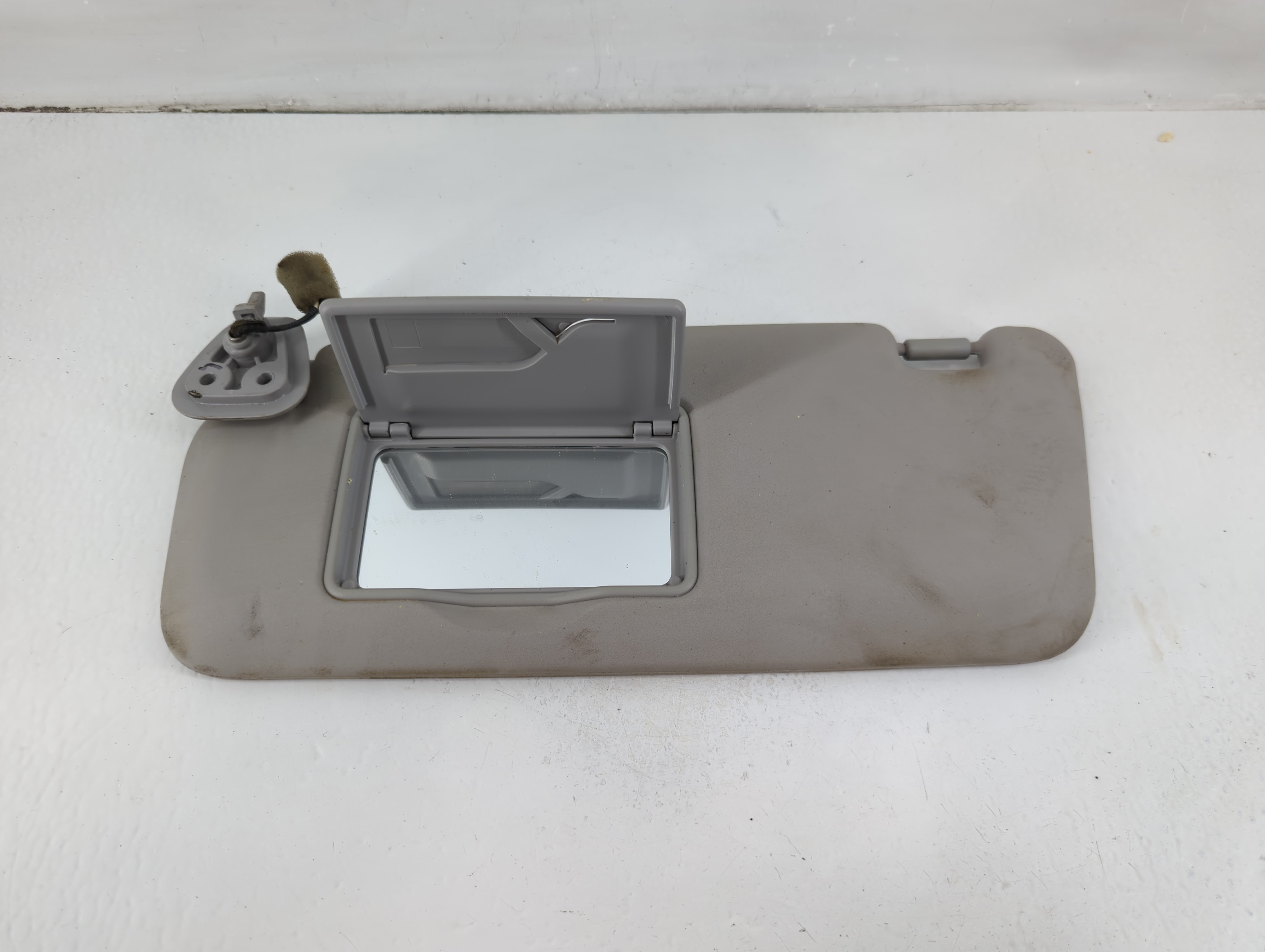 Picture of 2009-2012 Hyundai Elantra Driver Sun Visor Mirror Left Sunvisor Grey 1102976