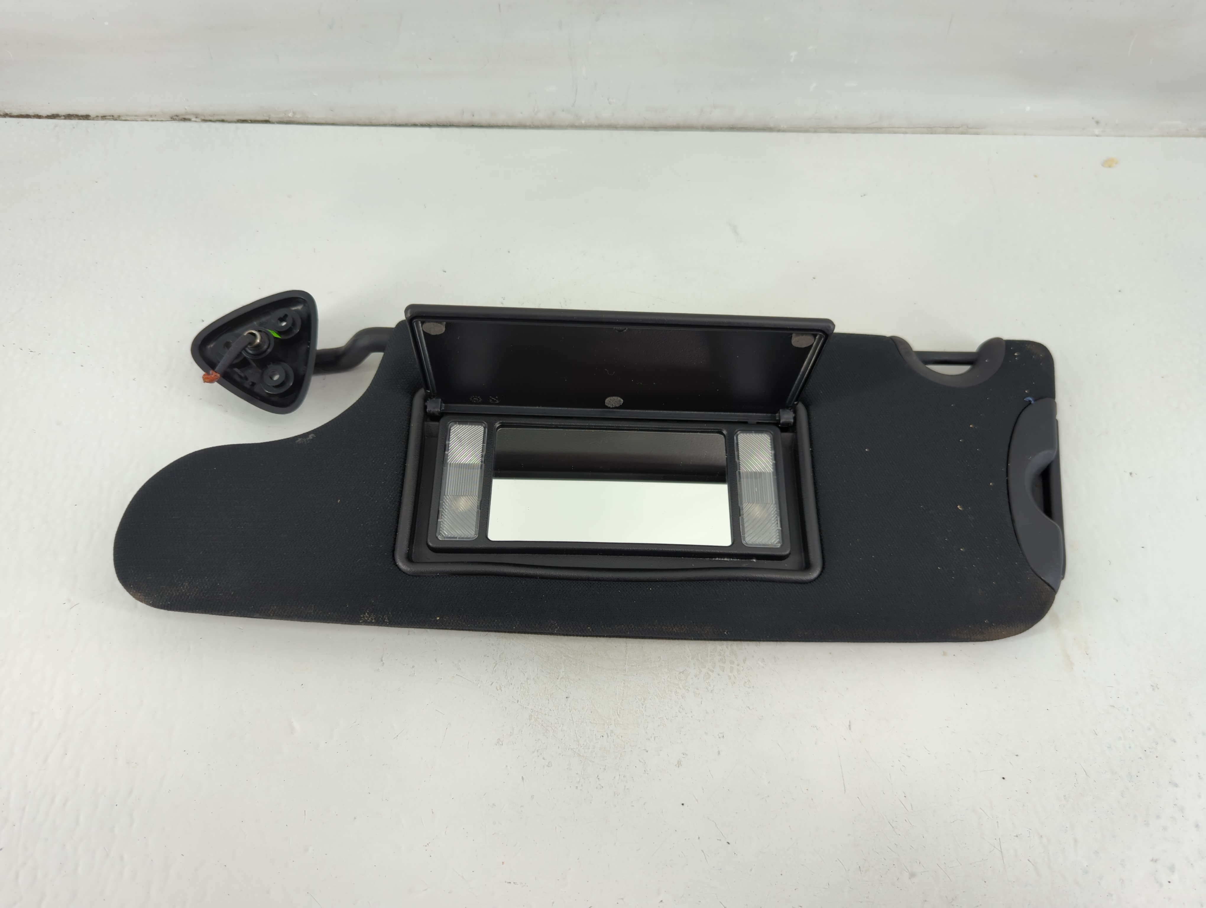 Picture of 2018-2022 Dodge Challenger Driver Sun Visor Mirror Left Sunvisor Black 1102978