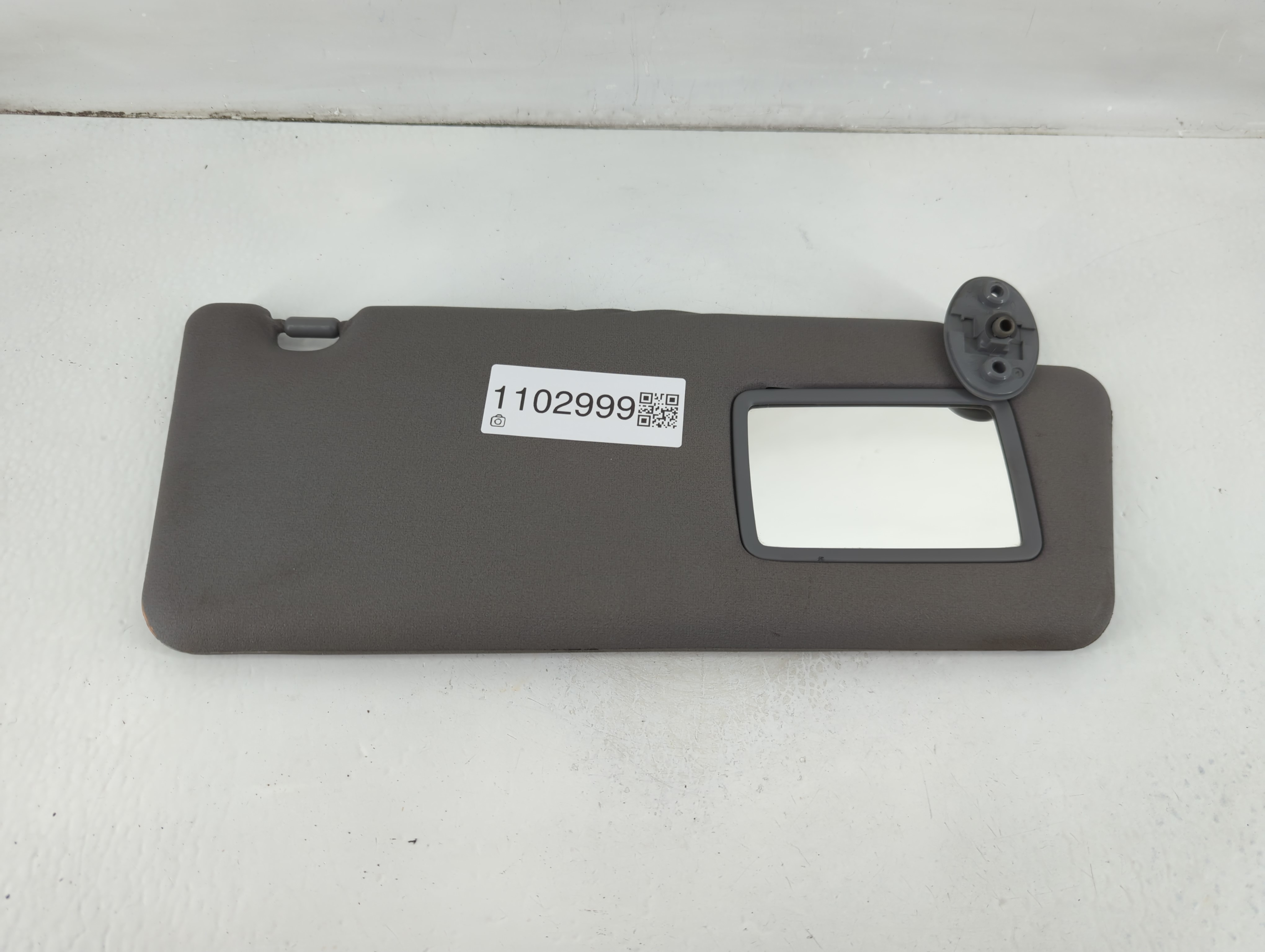 2009-2011 Toyota Tacoma Passenger Sun Visor Mirror Right Sunvisor 1102999 - Oemusedautoparts1.com