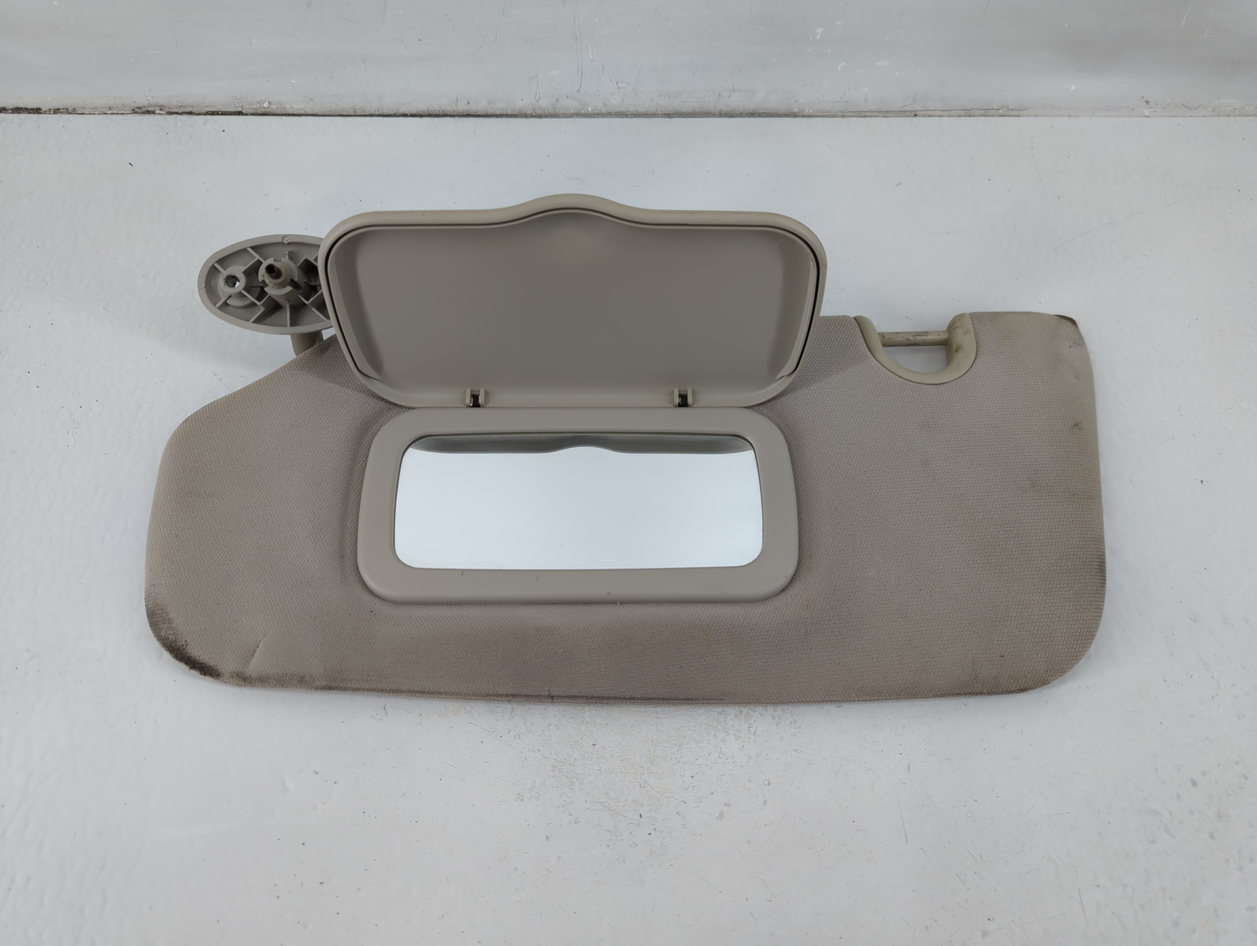 2010-2017 Jeep Compass Driver Sun Visor Mirror Left Sunvisor Grey 1103006 - Oemusedautoparts1.com