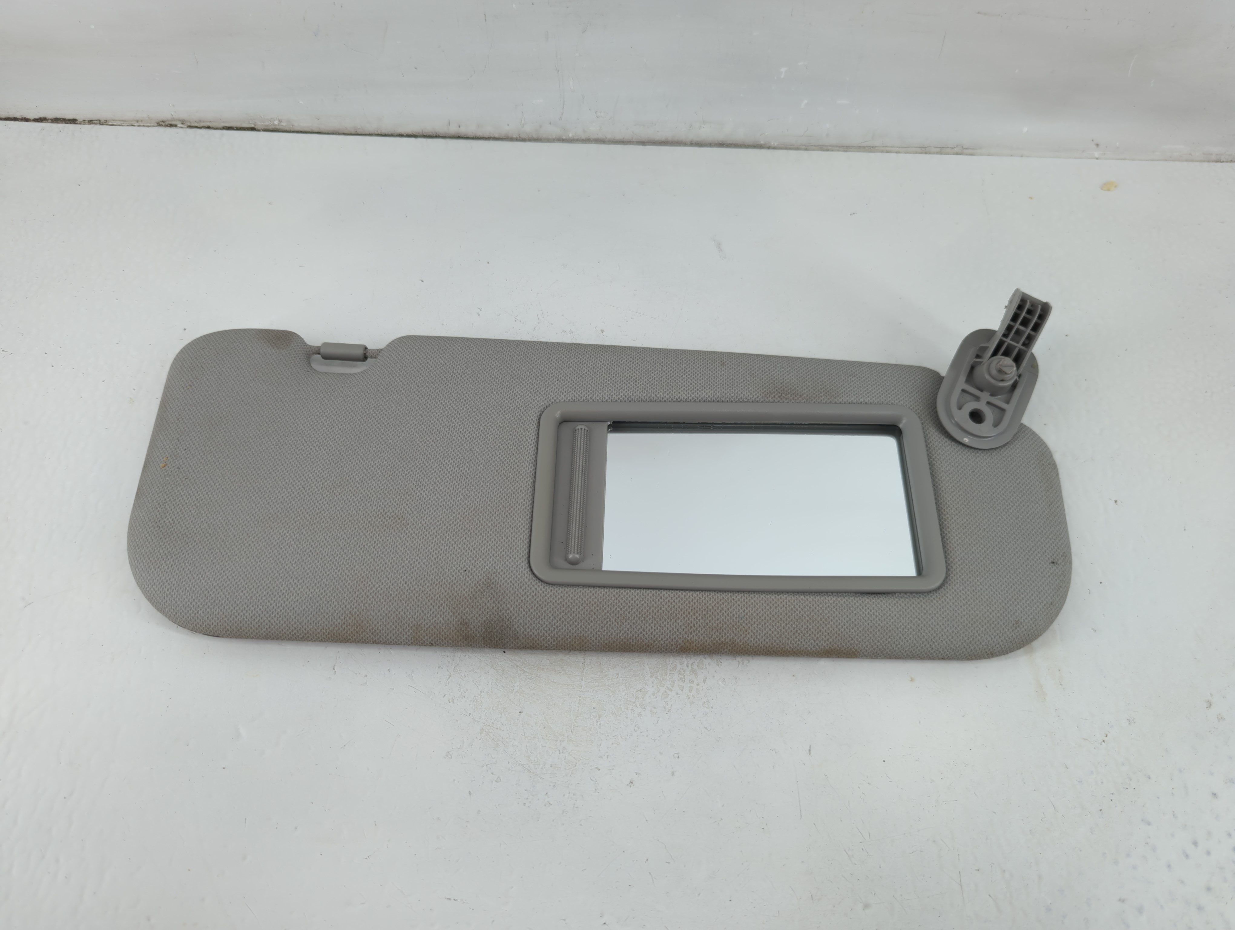 Picture of 2014-2016 Hyundai Elantra Passenger Sun Visor Mirror Right Sunvisor 1103020