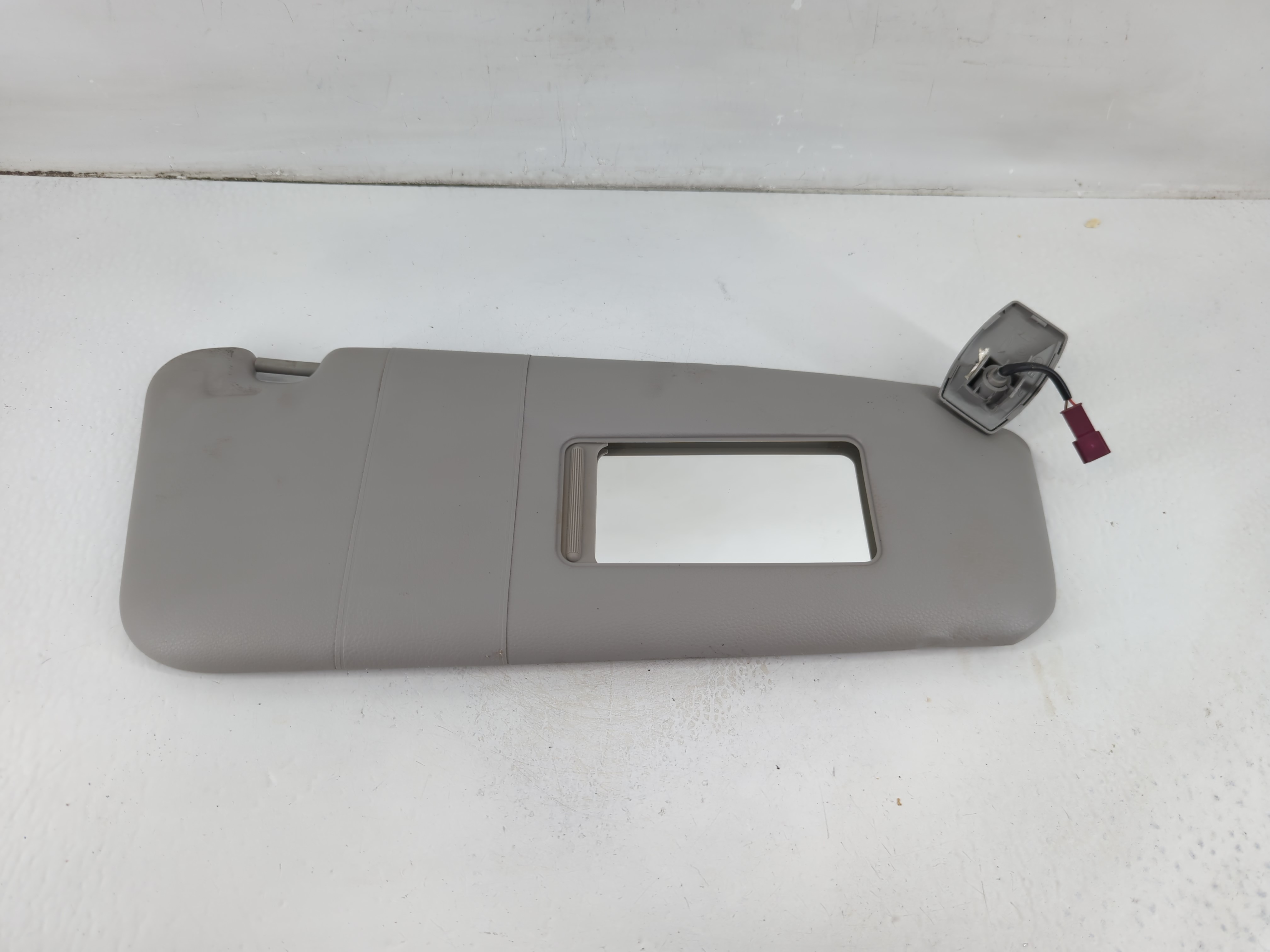 Picture of 2008-2010 Bmw 528i Passenger Sun Visor Mirror Right Sunvisor Light Gray 1103025
