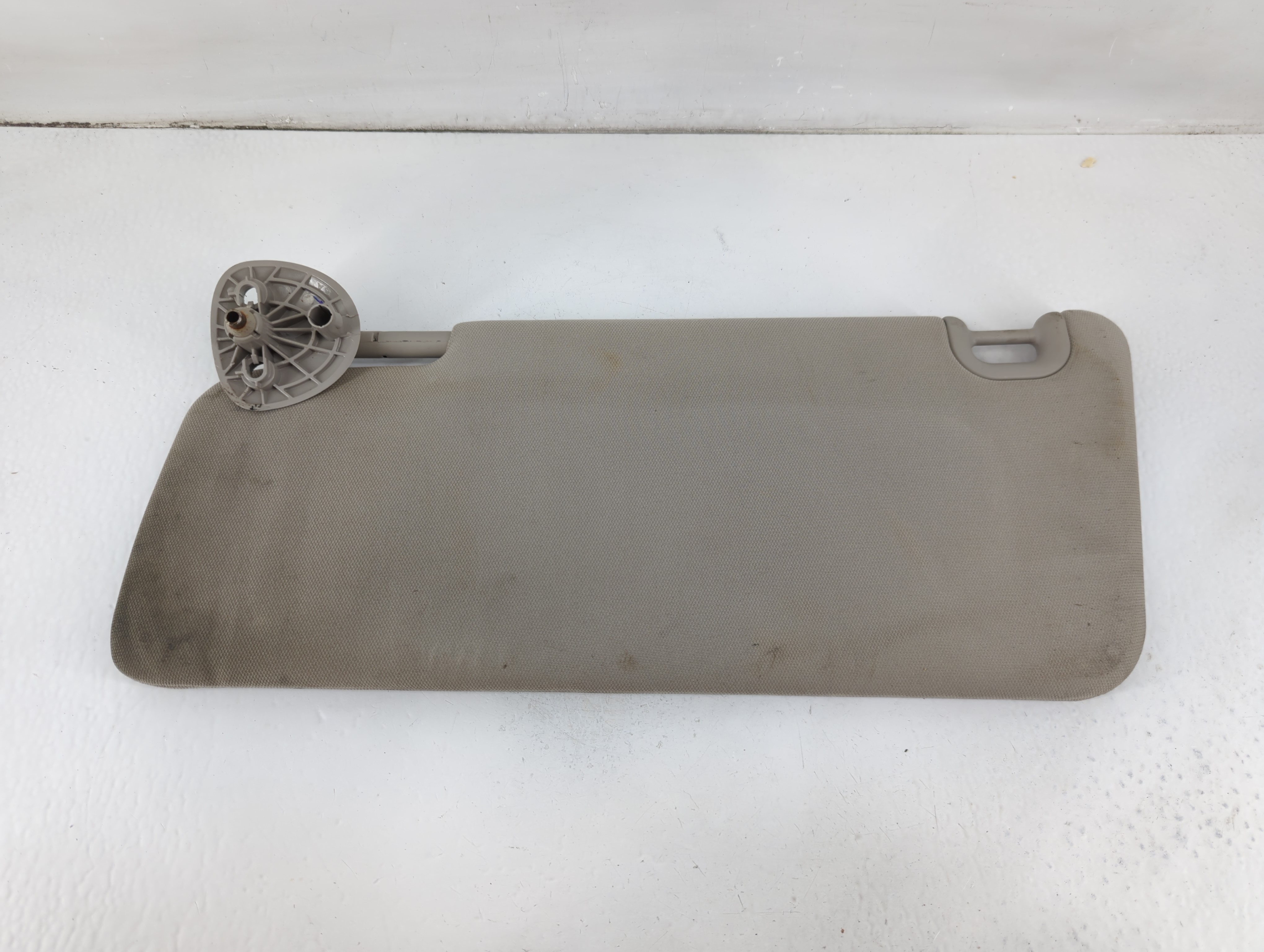 Picture of Dodge Ram 1500 Driver Sun Visor Mirror Left Sunvisor Light Gray 1103034