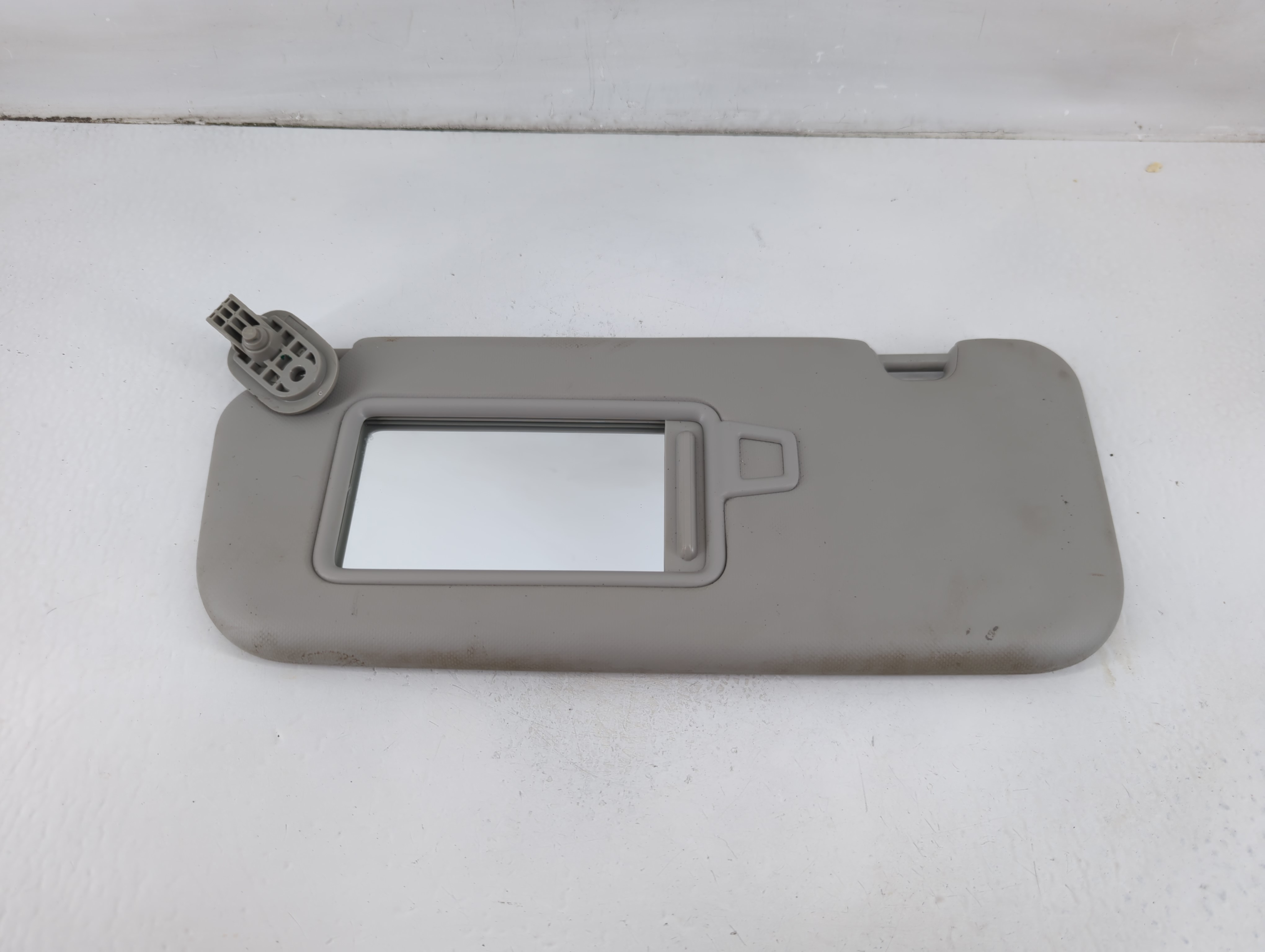 Picture of 2018-2020 Kia Rio Driver Sun Visor Mirror Left Sunvisor Light Gray 1103059