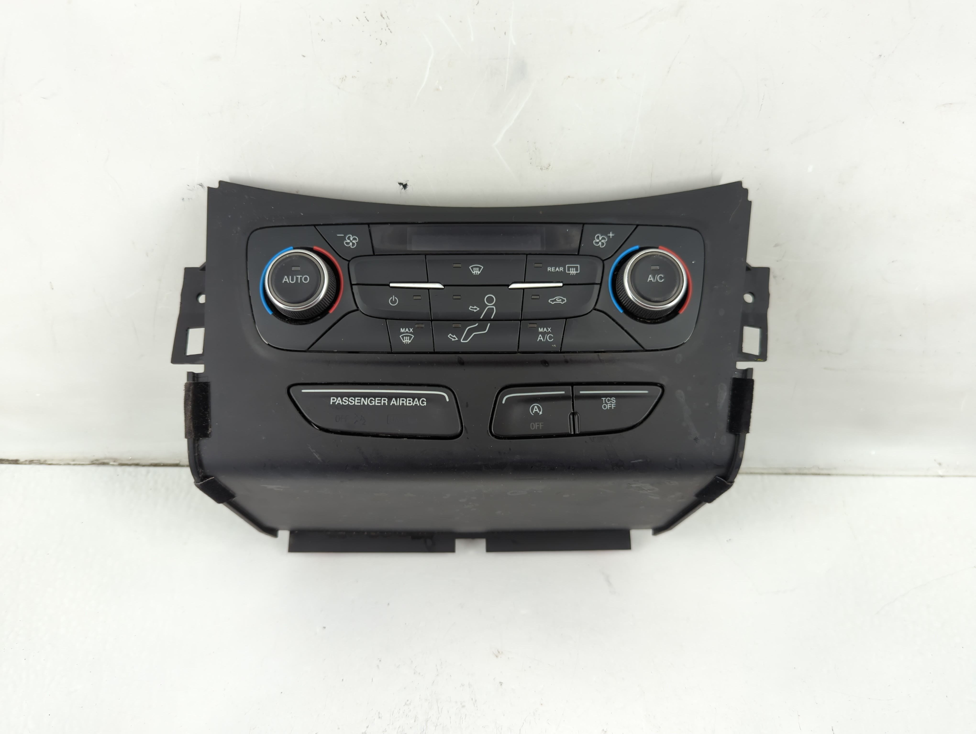 Picture of 2017-2017 Ford Escape Ac Heater Climate Control Gj5t-18c612-ea 1103072
