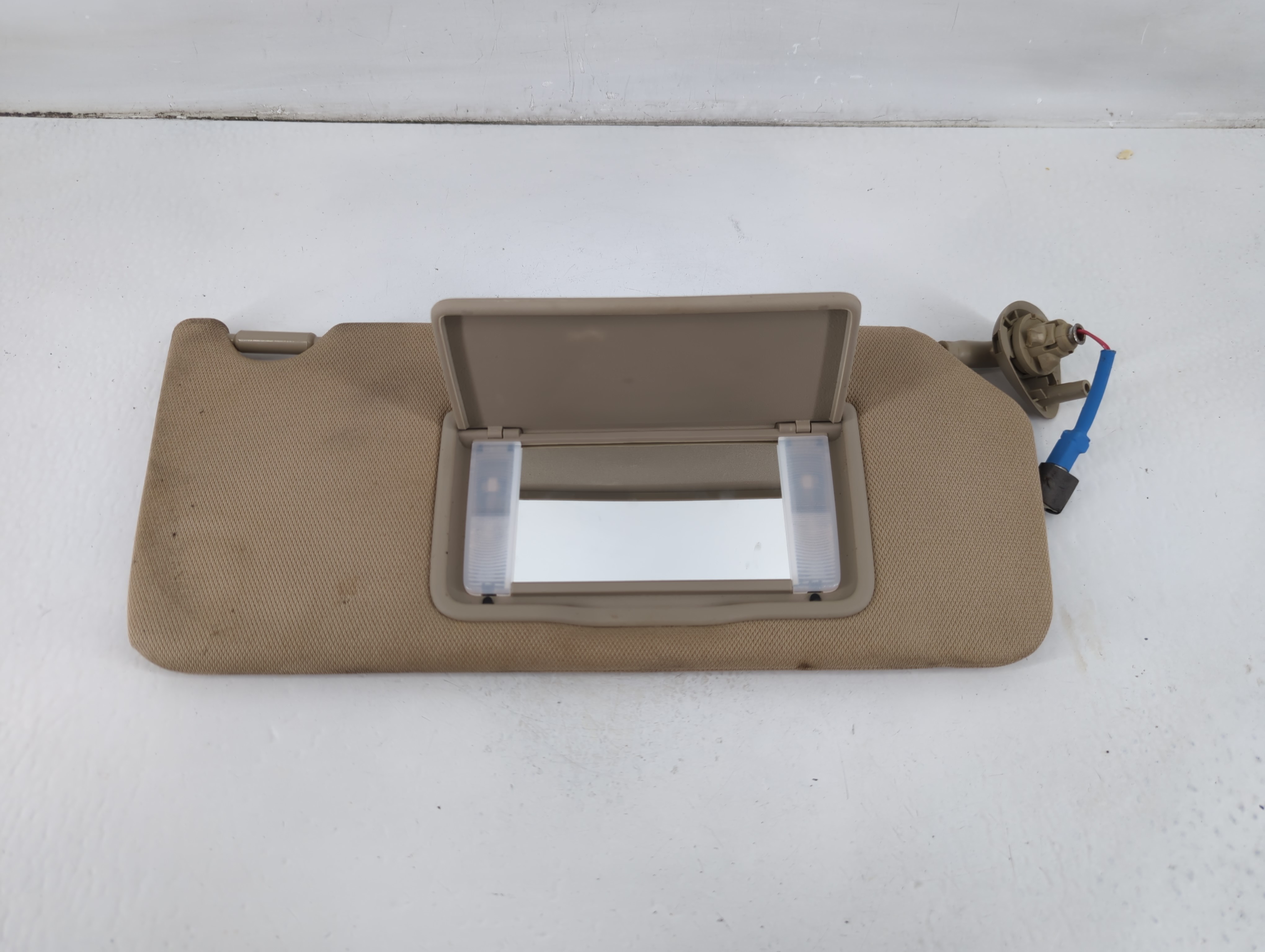 Picture of 2013-2017 Honda Accord Driver Sun Visor Mirror Left Sunvisor Tan 1103104