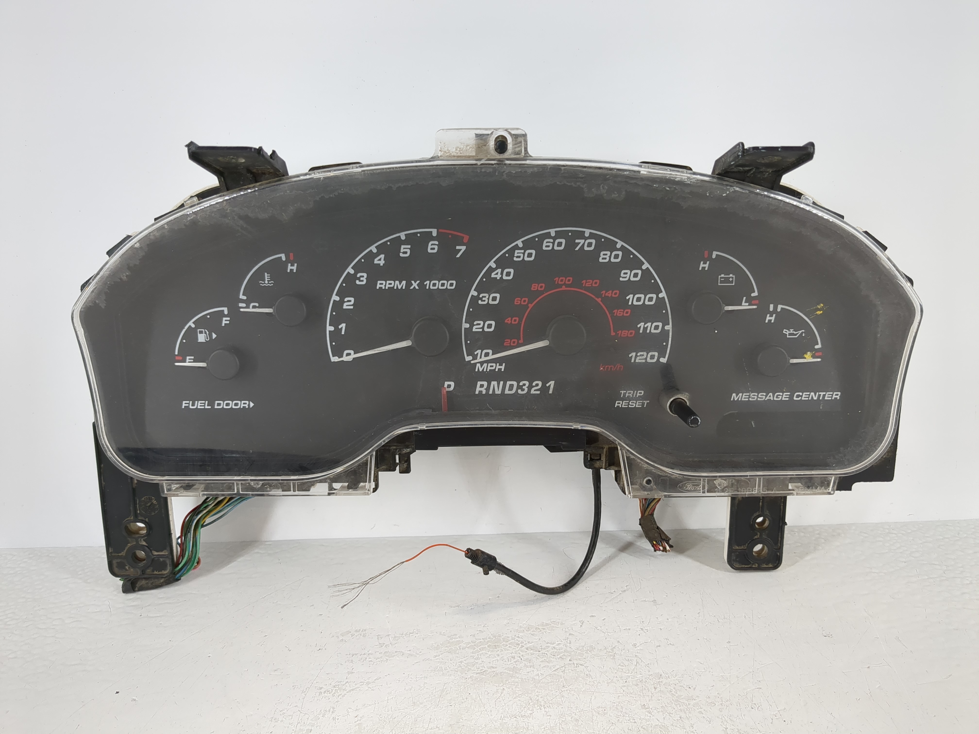 Picture of 2002-2002 Ford Explorer Speedometer Instrument Cluster Gauges 1103134