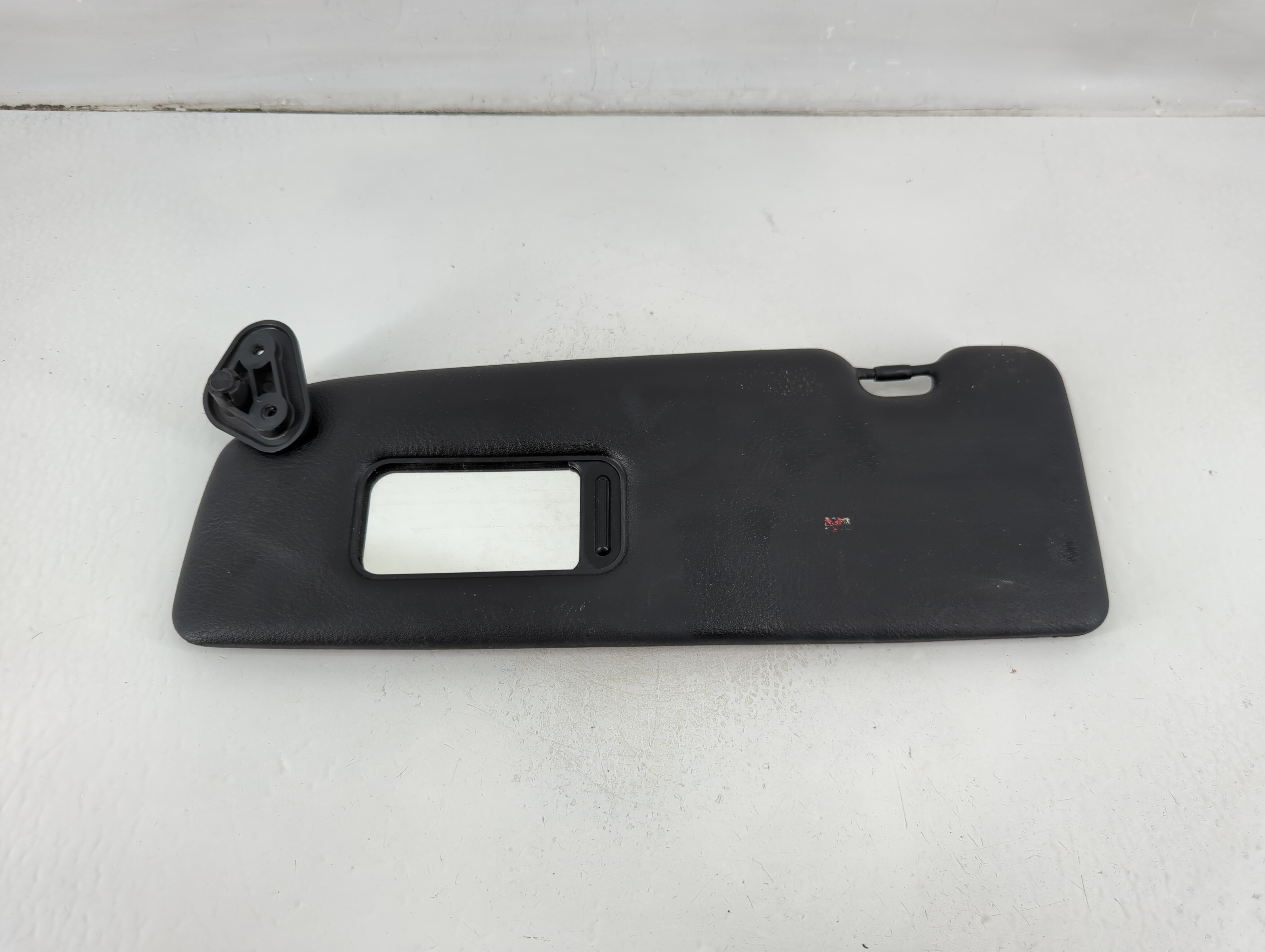 Picture of 2001-2006 Bmw 330i Driver Sun Visor Mirror Left Sunvisor Black 1103153