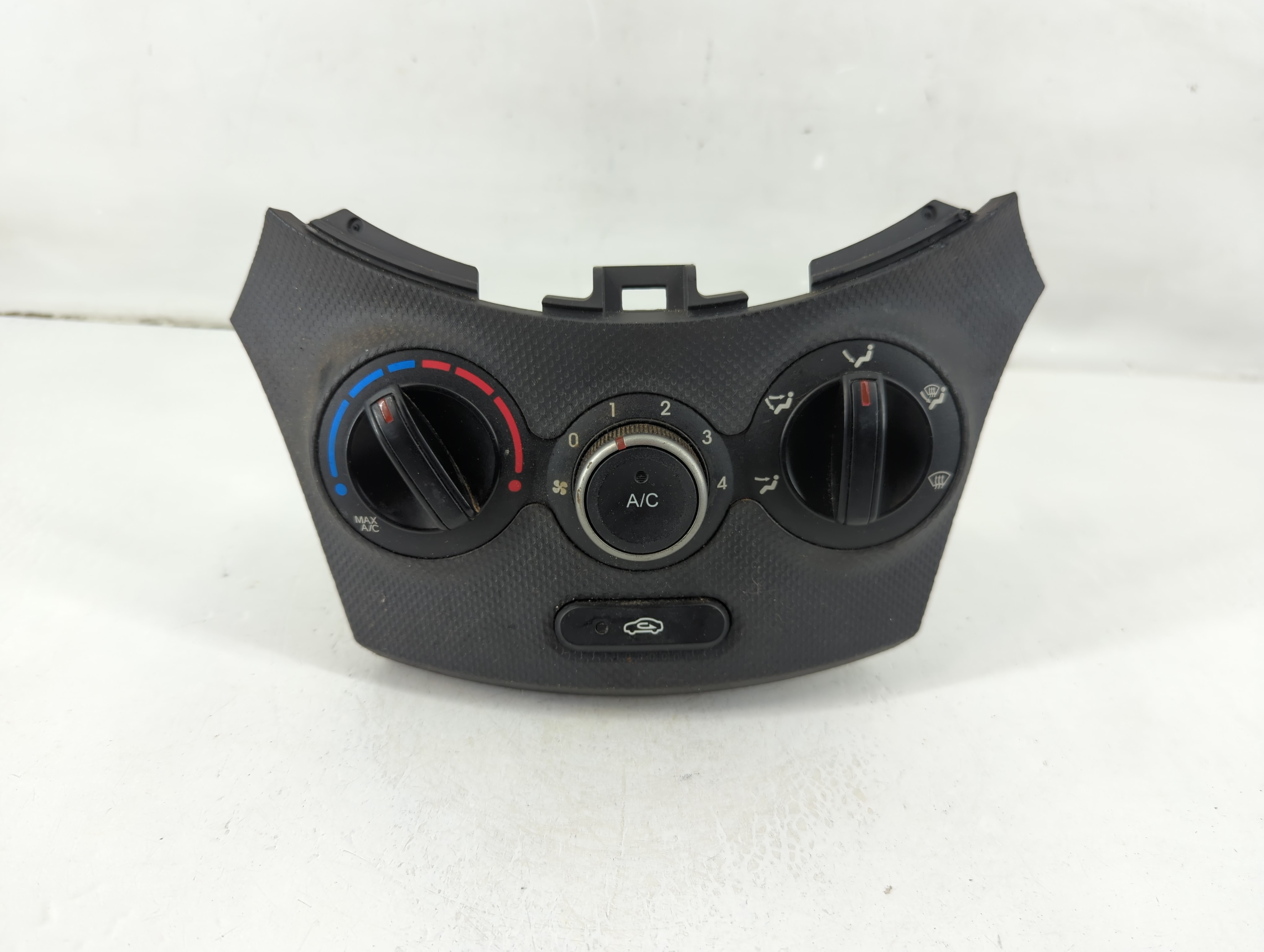 Picture of 2015-2017 Hyundai Accent Ac Heater Climate Control 97250-1rbl1 1103229