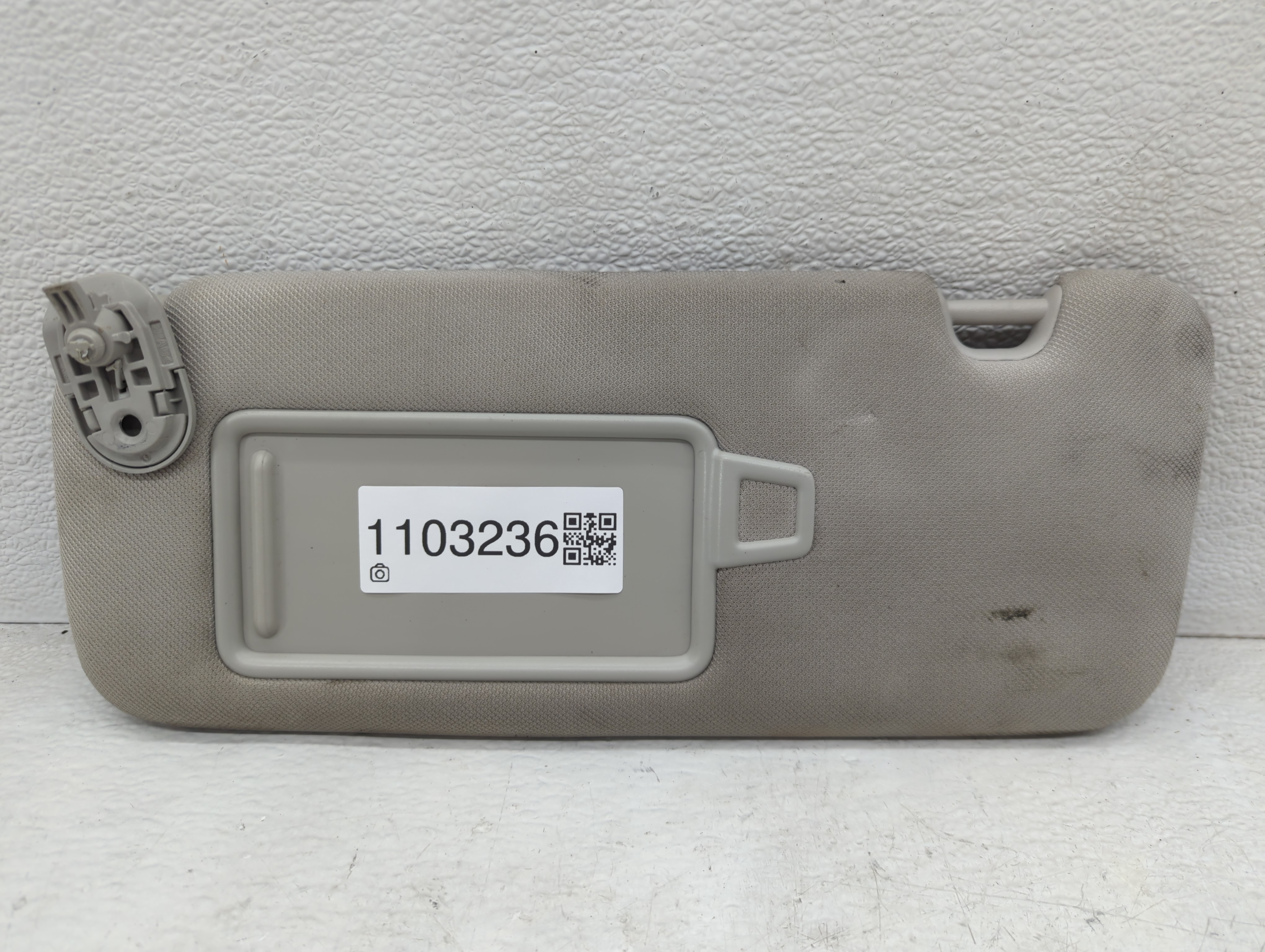Picture of 2020-2023 Hyundai Sonata Driver Sun Visor Mirror Left Sunvisor 1103236