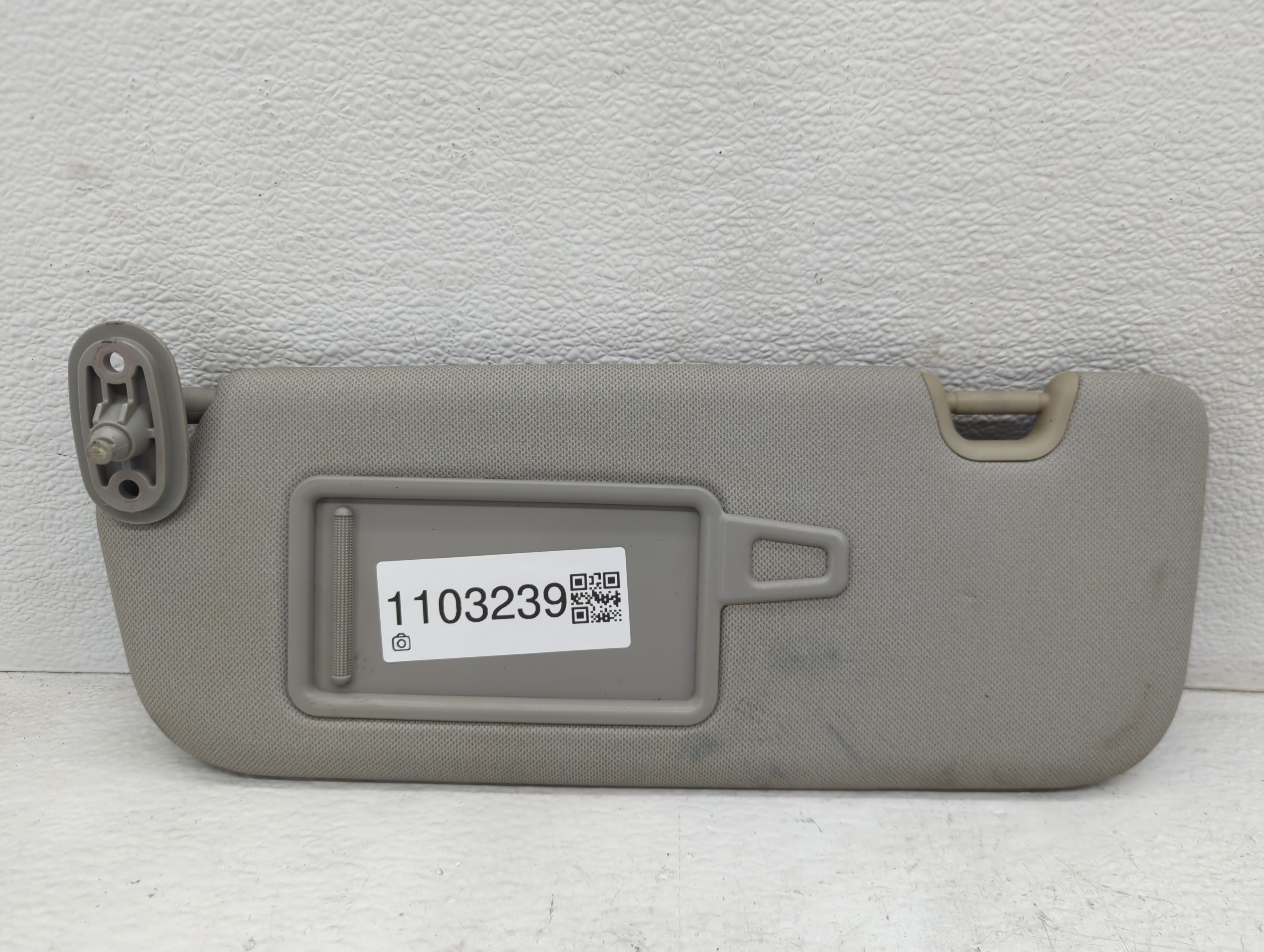 Picture of Kia Forte Driver Sun Visor Mirror Left Sunvisor Grey 1103239