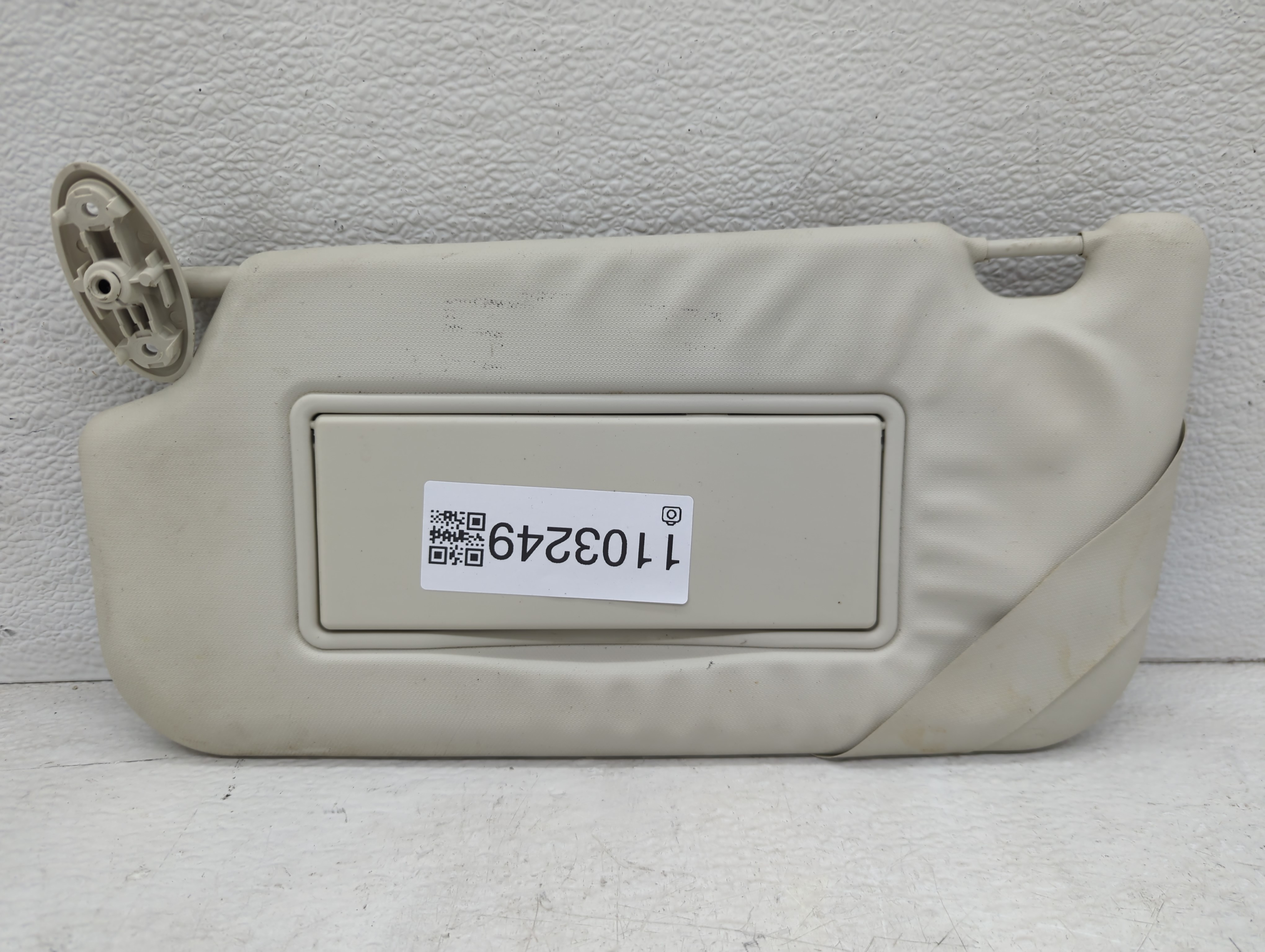 Picture of 2012-2013 Ford Focus Driver Sun Visor Mirror Left Sunvisor Cream 1103249