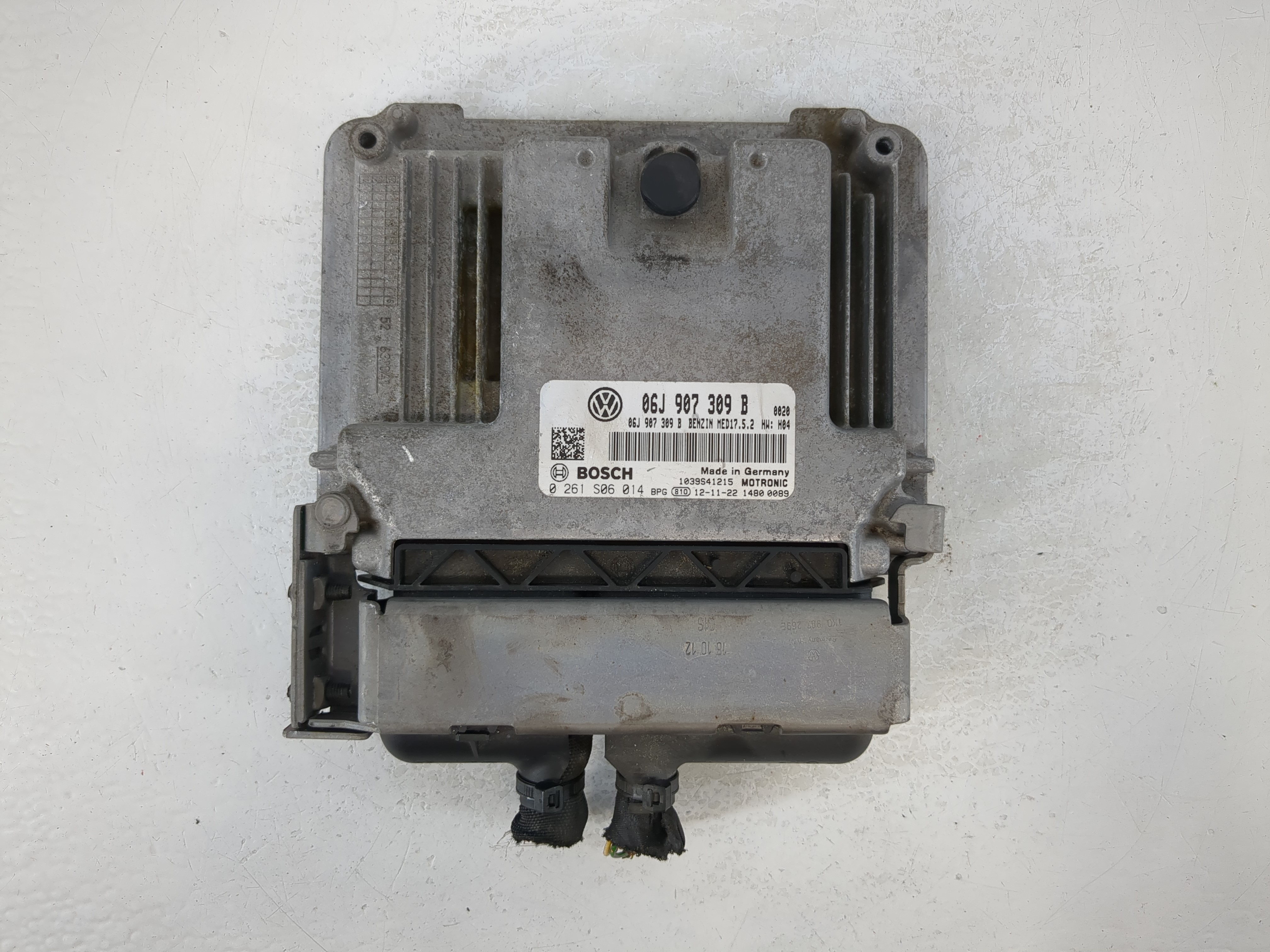 Picture of 2013-2013 Volkswagen Cc Engine Control Computer Ecu Pcm Ecm Pcu Oem 1103264