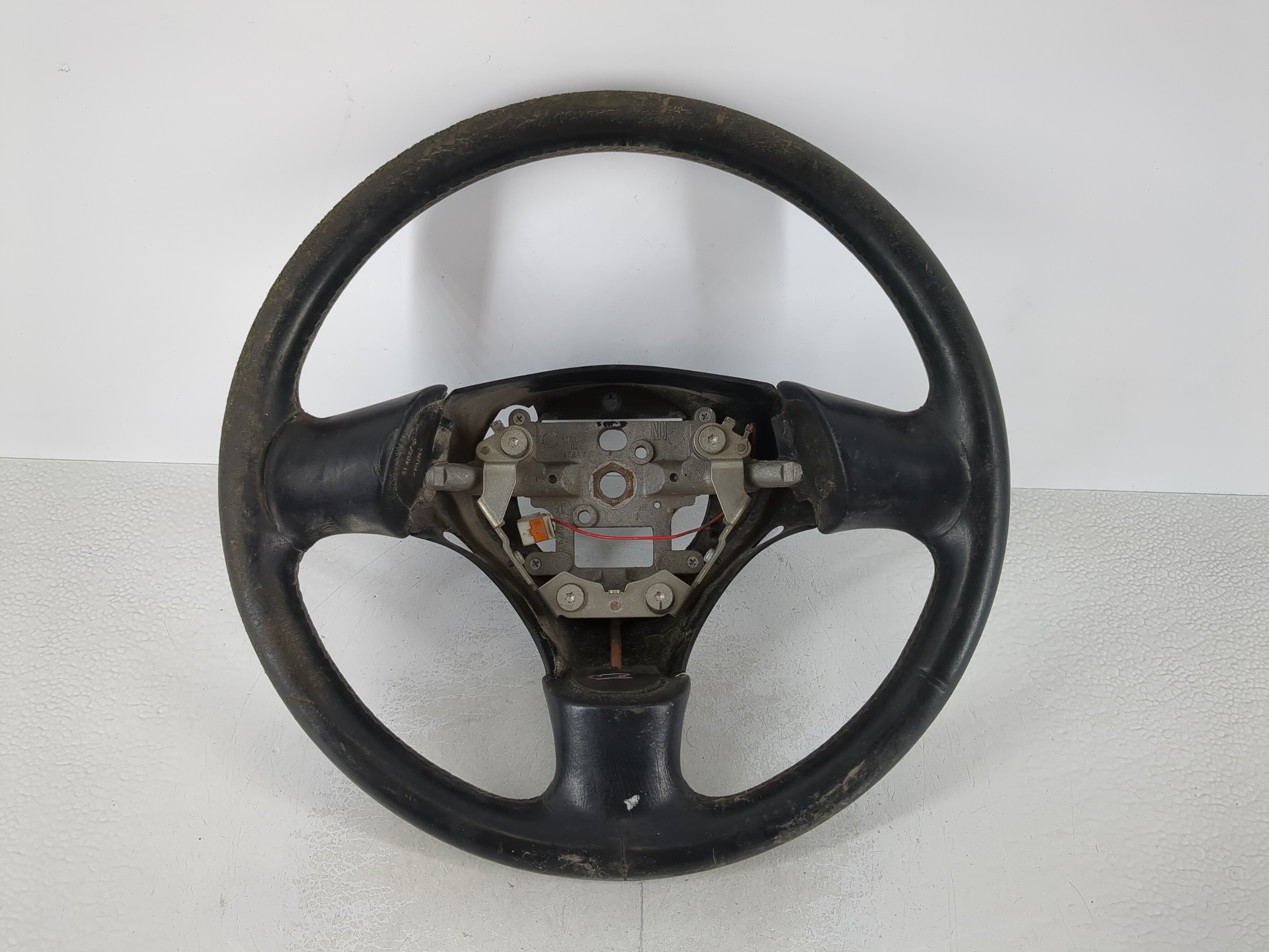 Picture of 2000 Mazda Mx-5 Miata Steering Wheel St 402/5 1103272