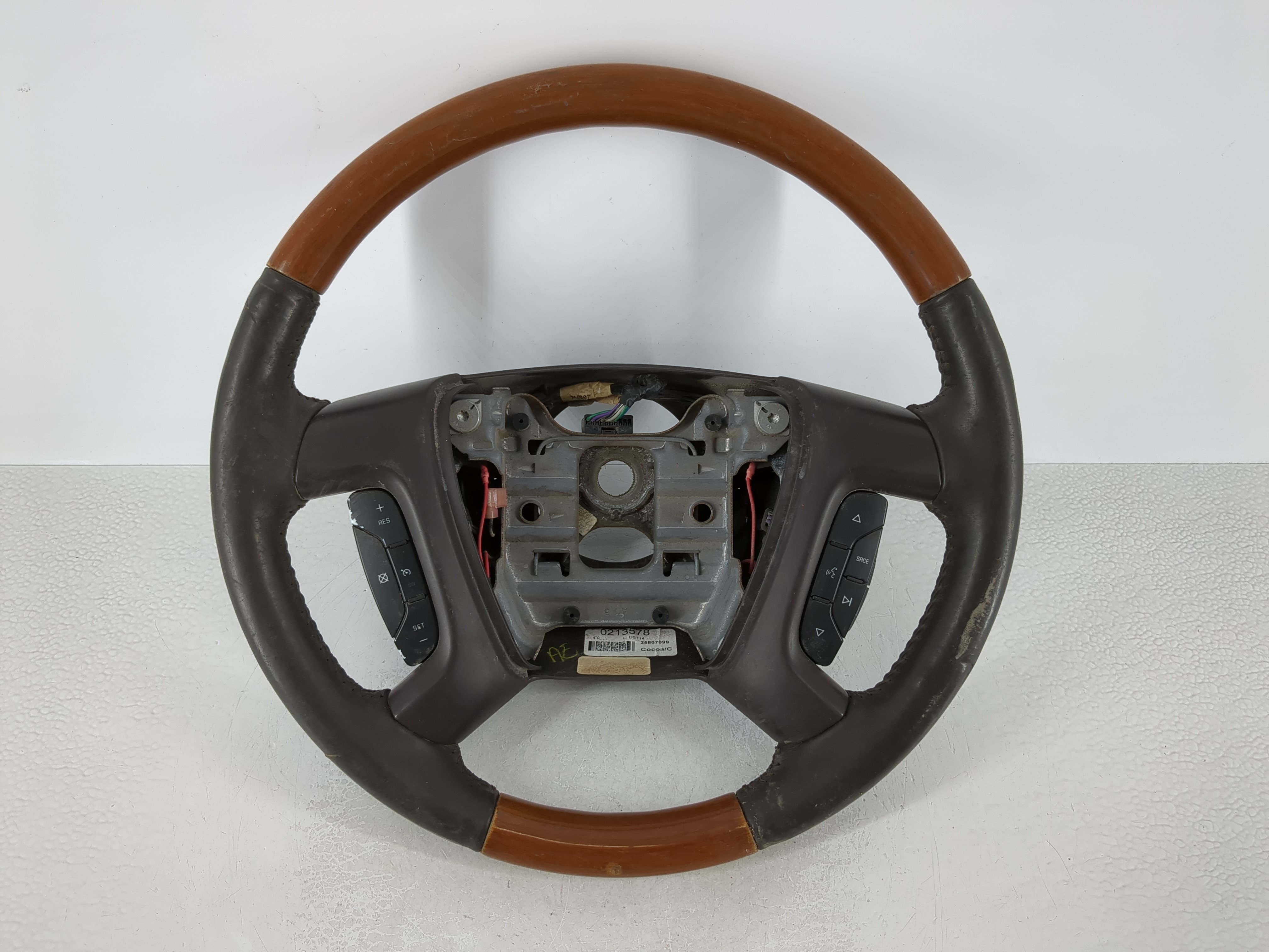 Picture of 2008 Buick Enclave Steering Wheel 25807099 1103277