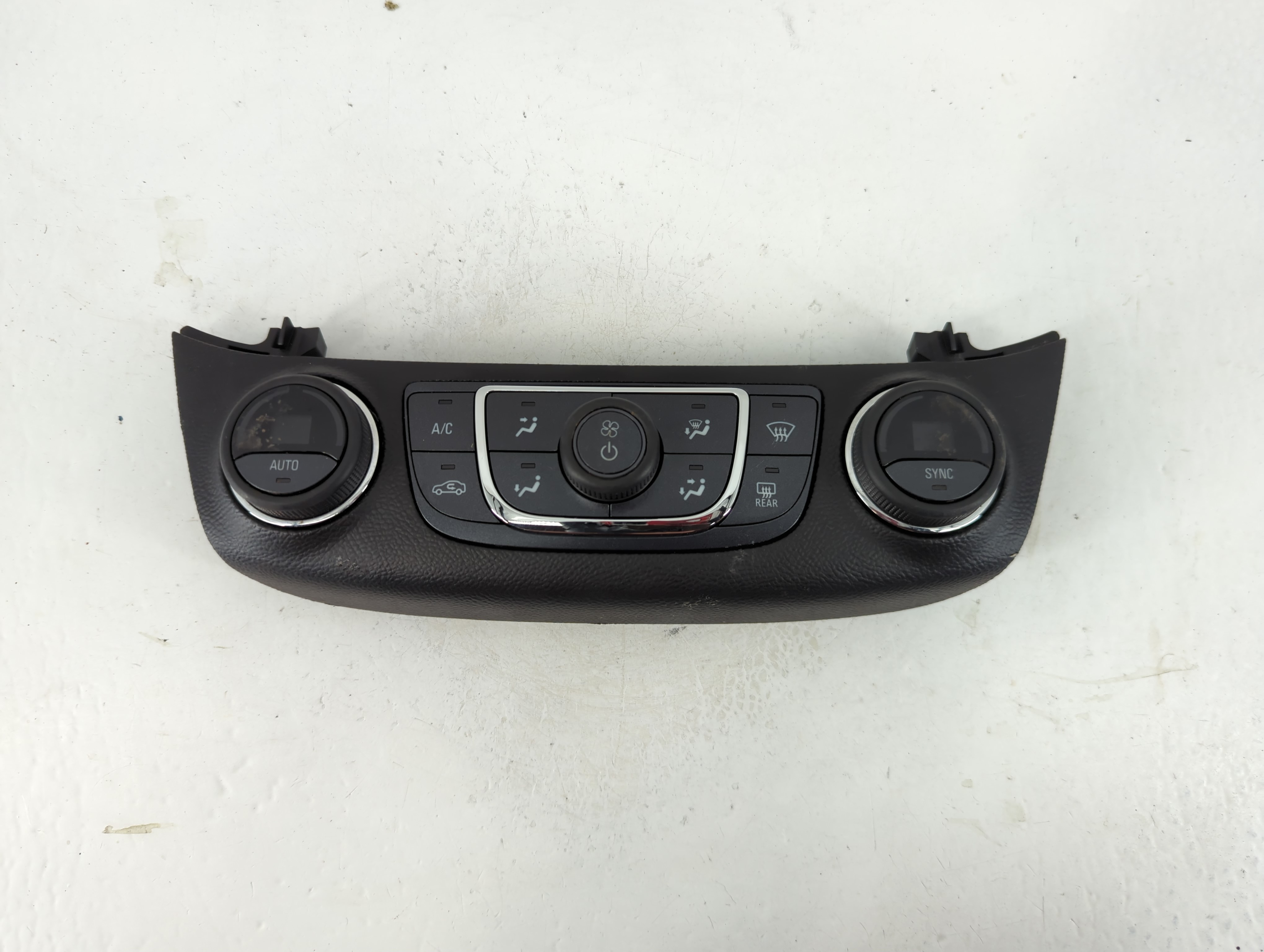 Picture of 2014-2020 Chevrolet Impala Ac Heater Climate Control 84429867 1103284