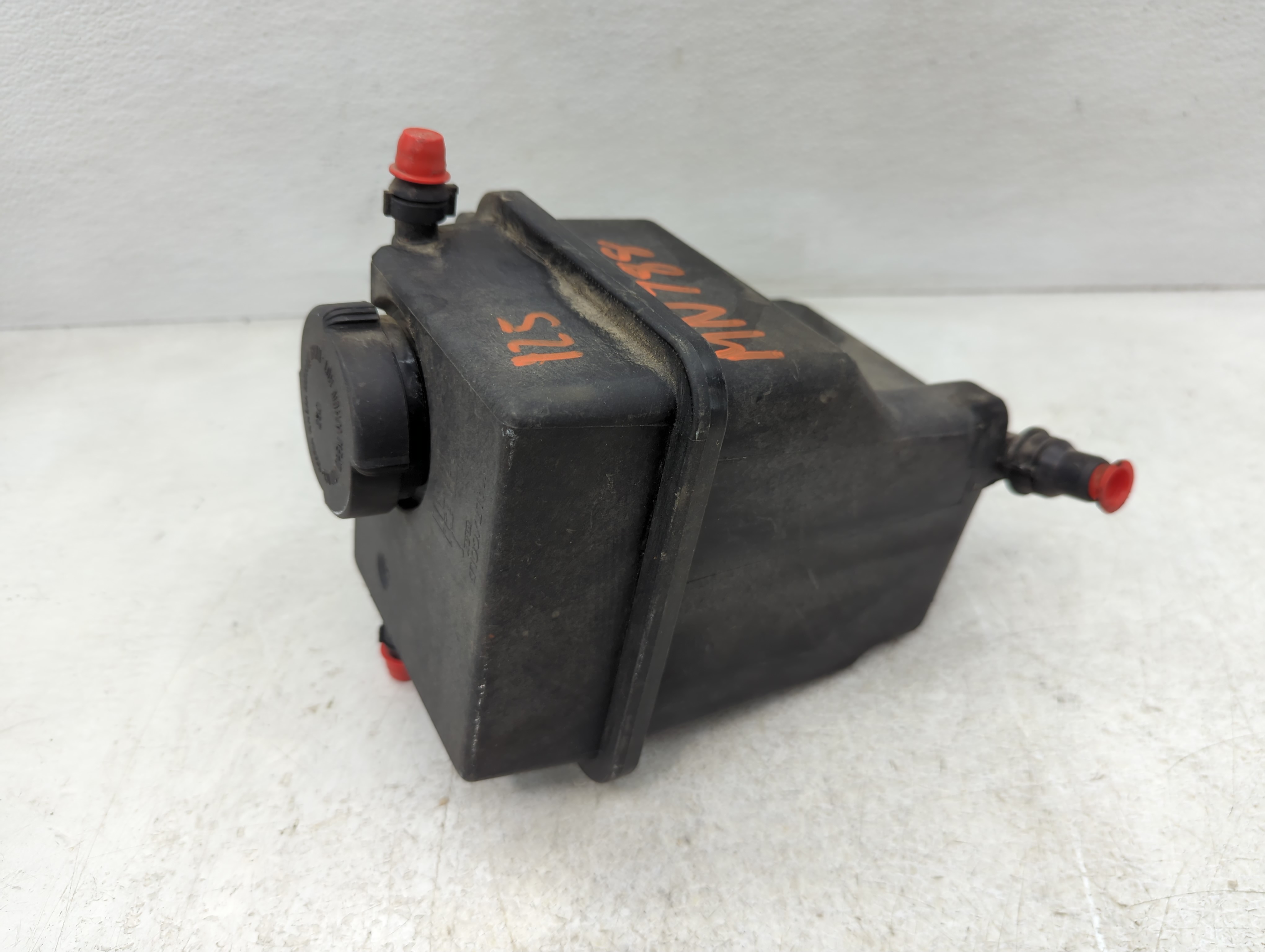 Picture of 2004-2006 Bmw X5 Radiator Coolant Overflow Expansion Tank Bottle 1103302