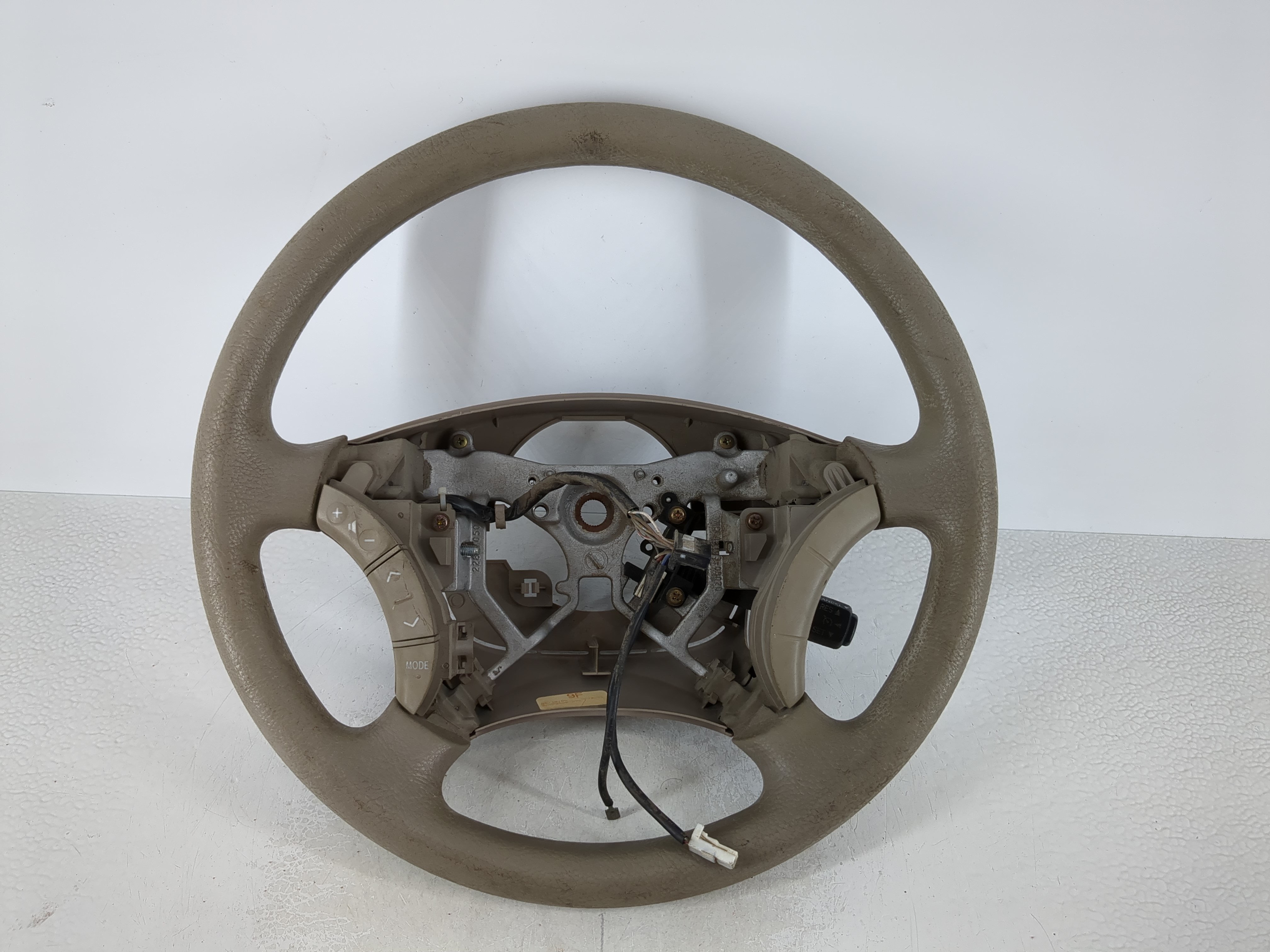 2005 Toyota Sienna Steering Wheel 45103-08020 1103304 - Oemusedautoparts1.com