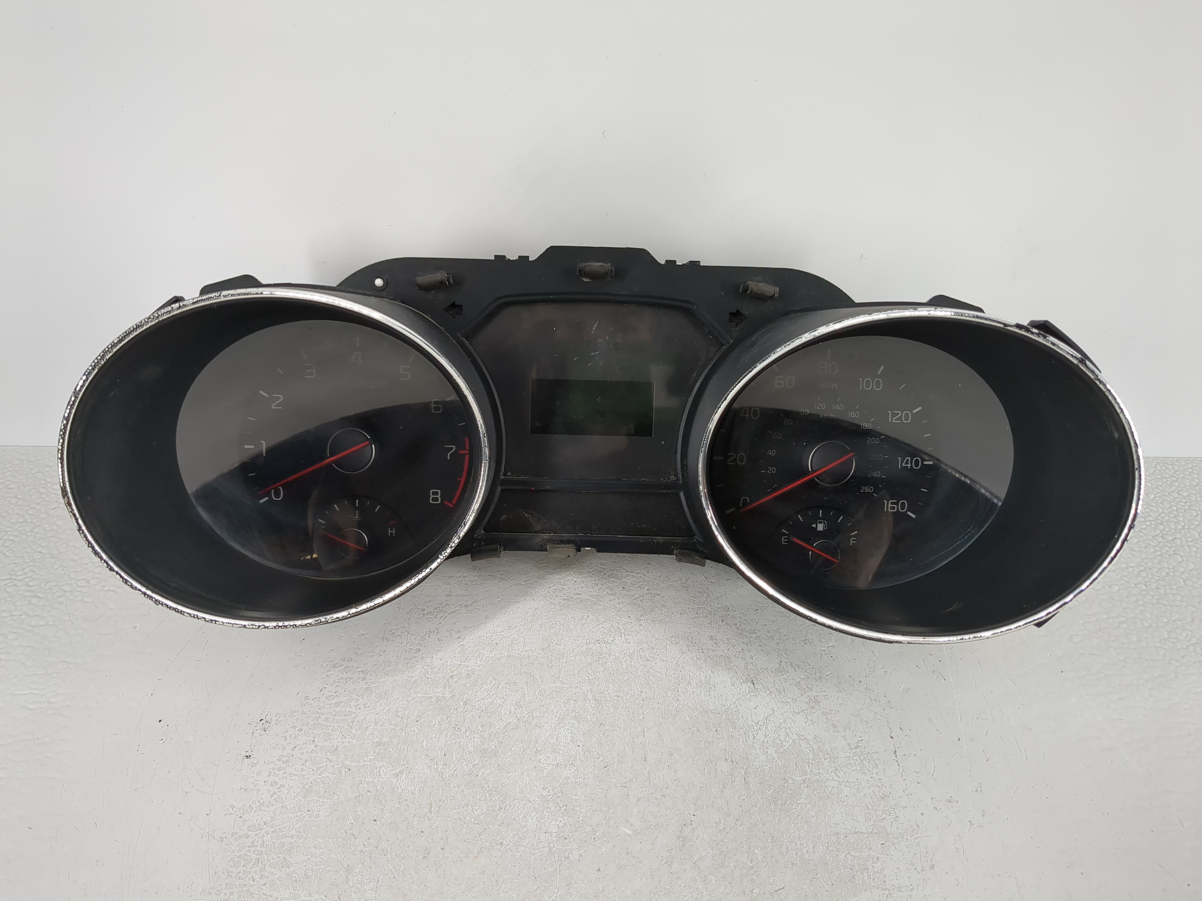 Picture of 2015-2016 Kia Sedona Speedometer Instrument Cluster Gauges 1103320