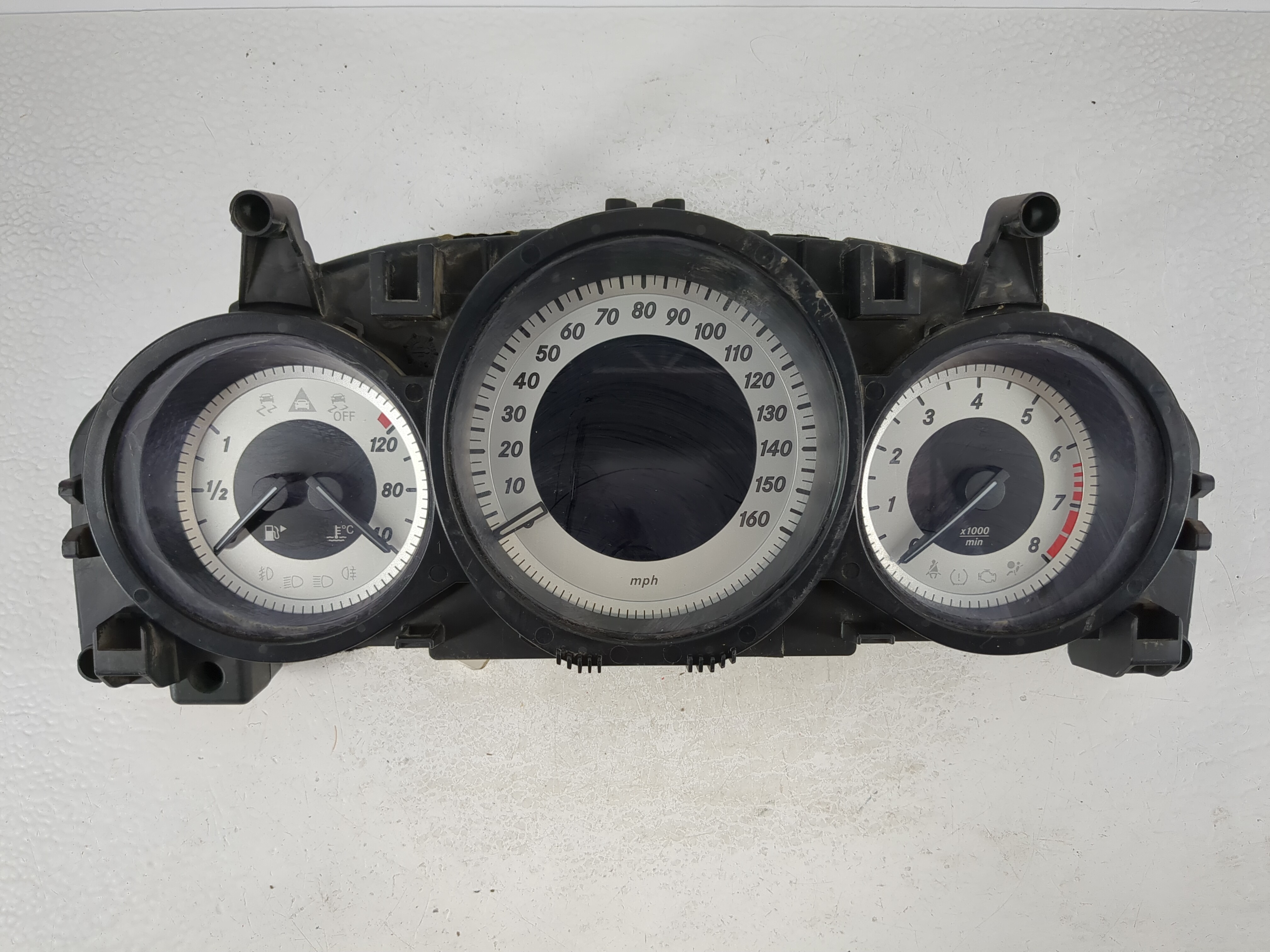 Picture of 2012-2012 Mercedes-benz C250 Speedometer Instrument Cluster Gauges 1103330