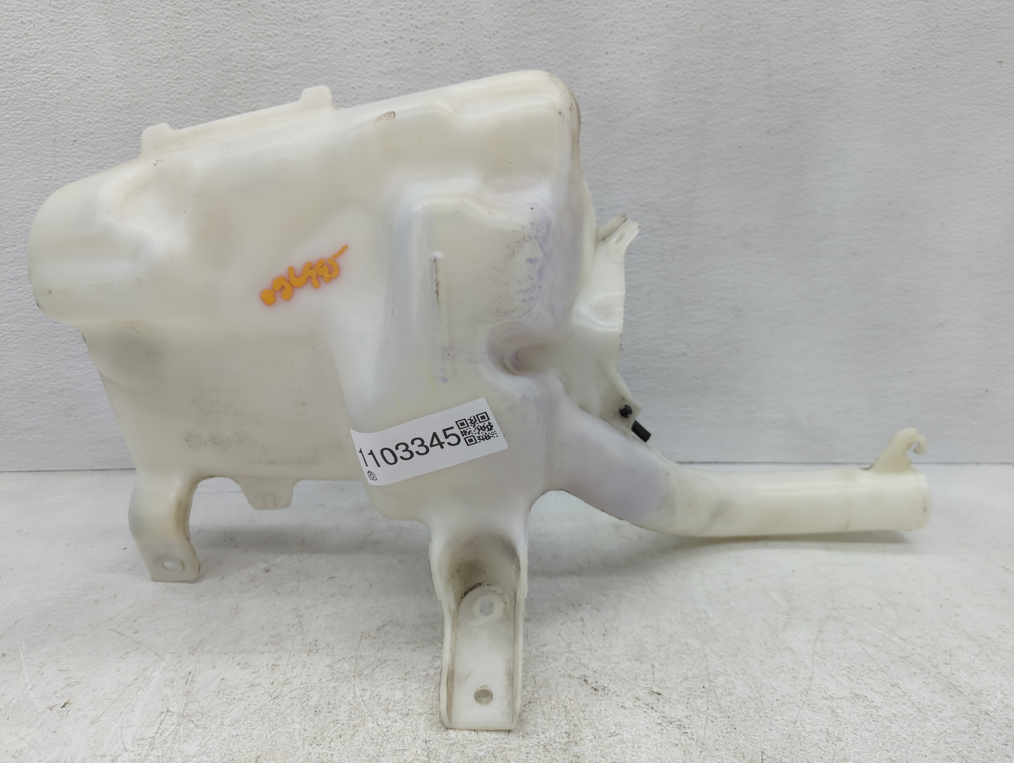 Picture of 2013-2014 Ford Fusion Windshield Washer Fluid Reservoir Bottle Oem 1103345