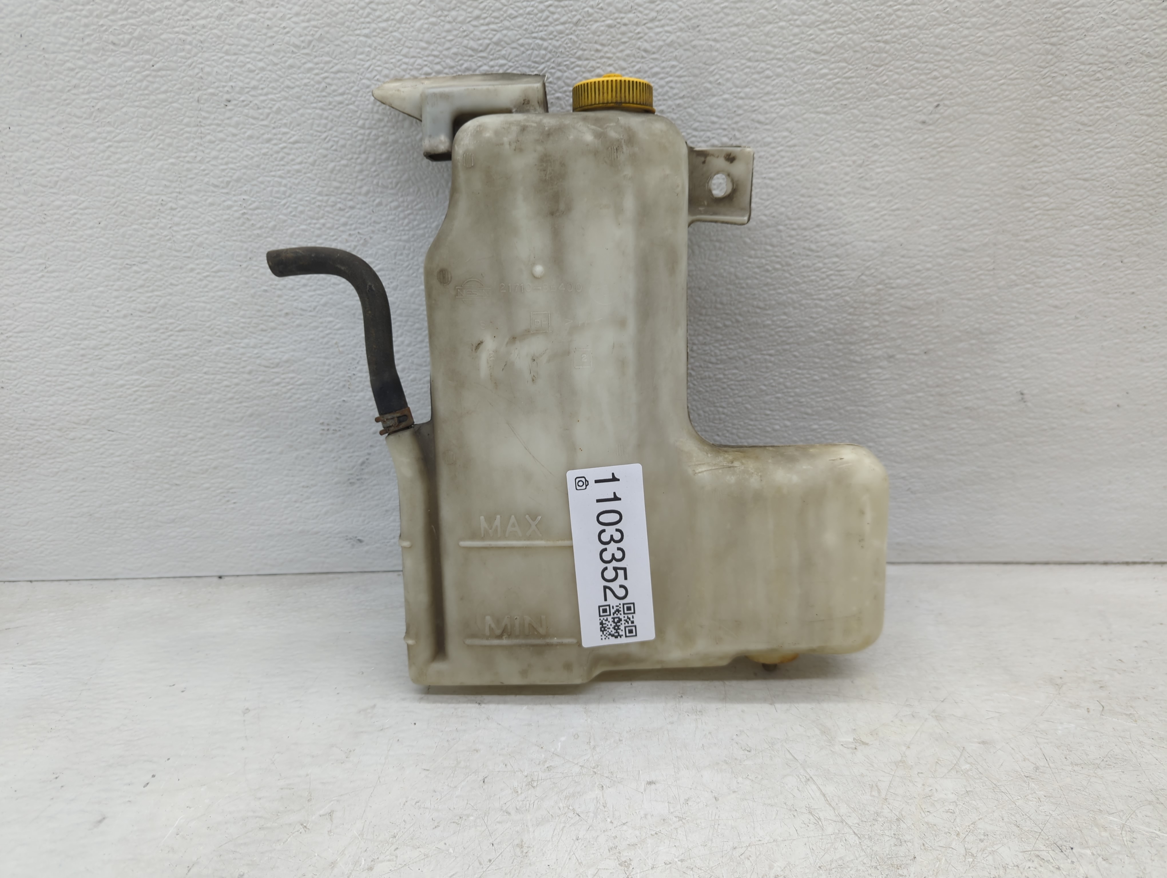 Picture of 2000-2004 Nissan Xterra Radiator Coolant Overflow Expansion Tank Bottle 1103352