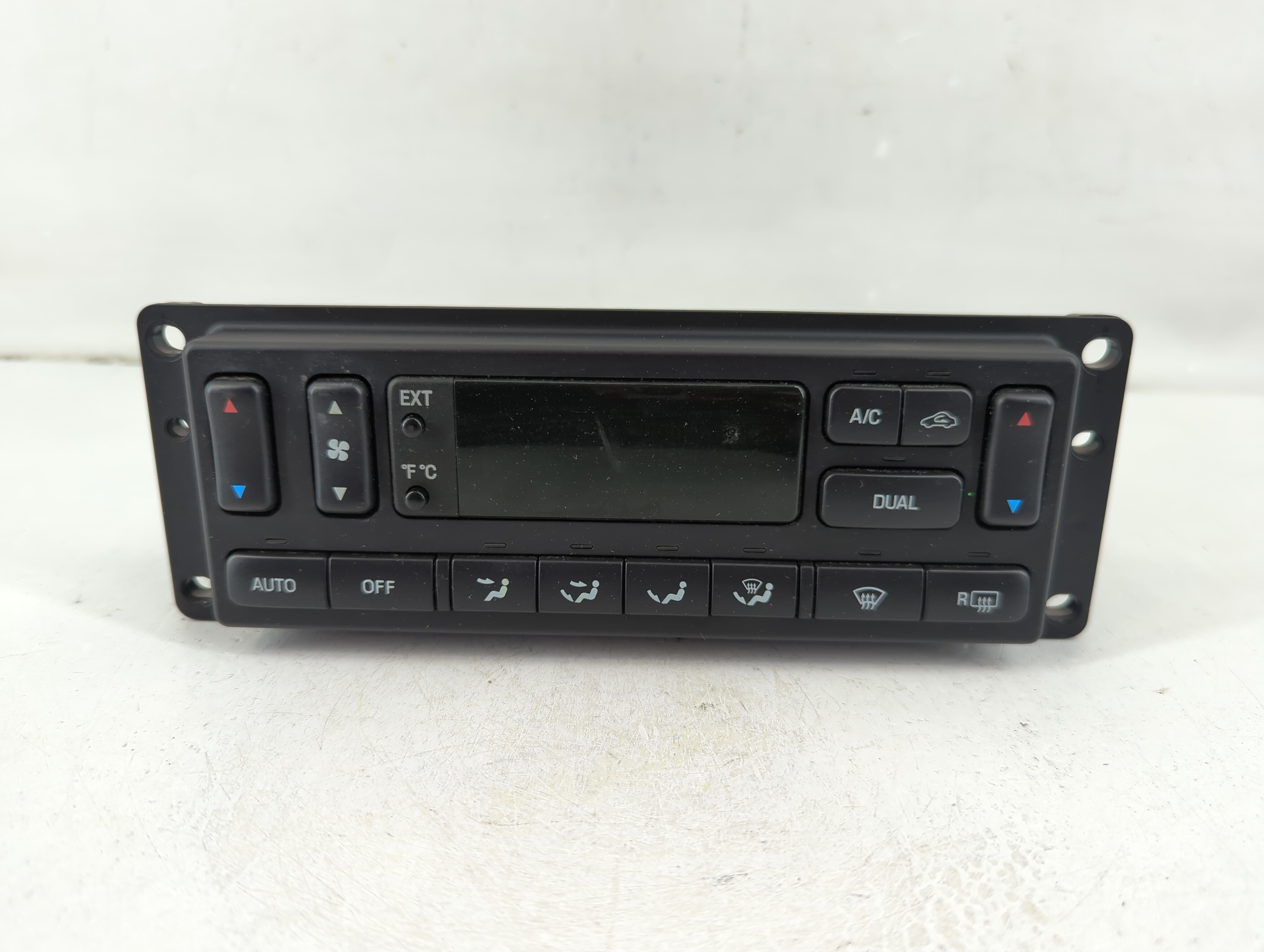 Picture of 2006 Ford Expedition Ac Heater Climate Control 6l14-18c612-aa 1103358