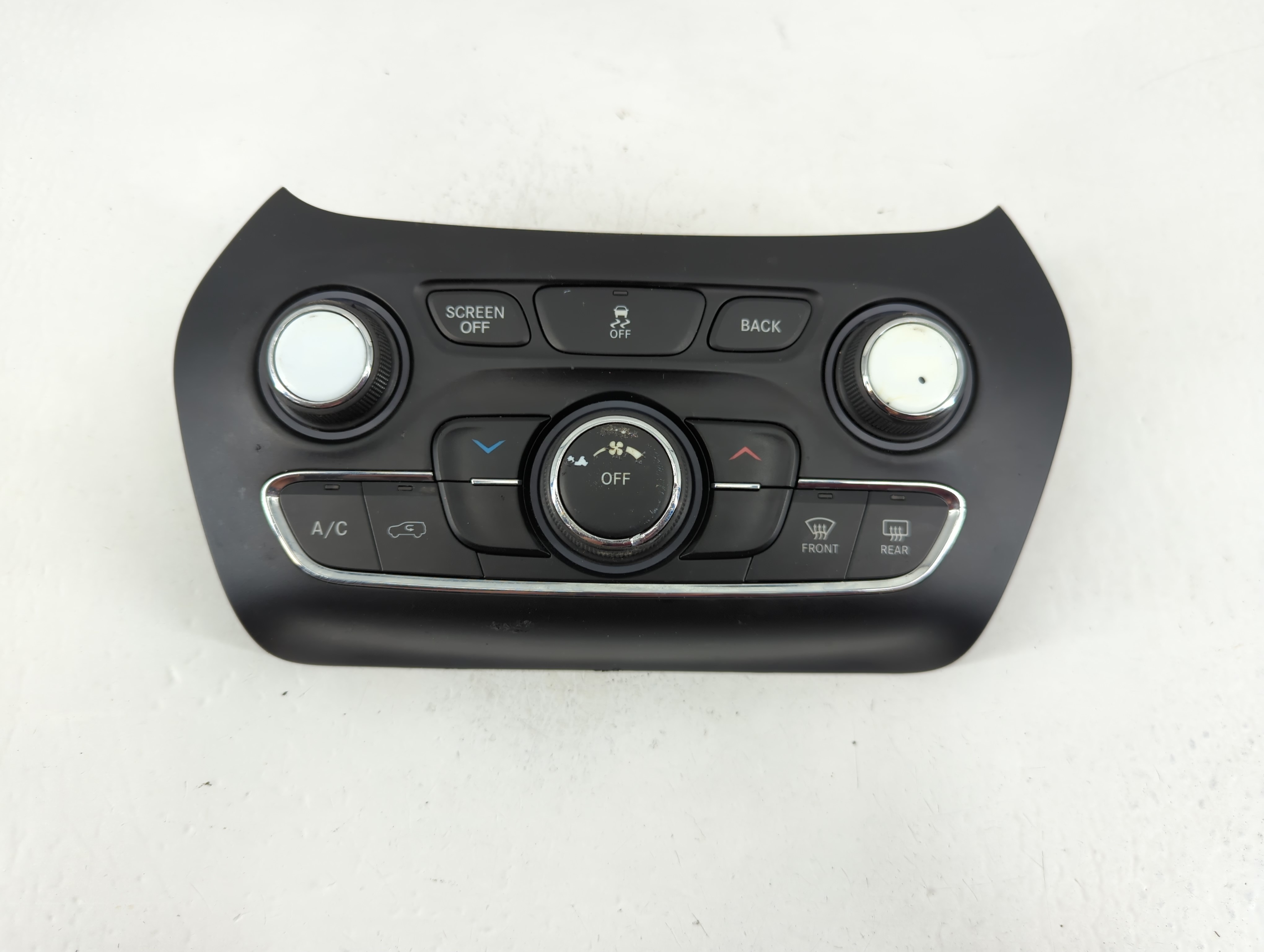 Picture of 2015-2018 Jeep Cherokee Ac Heater Climate Control 68249516aa 1103359