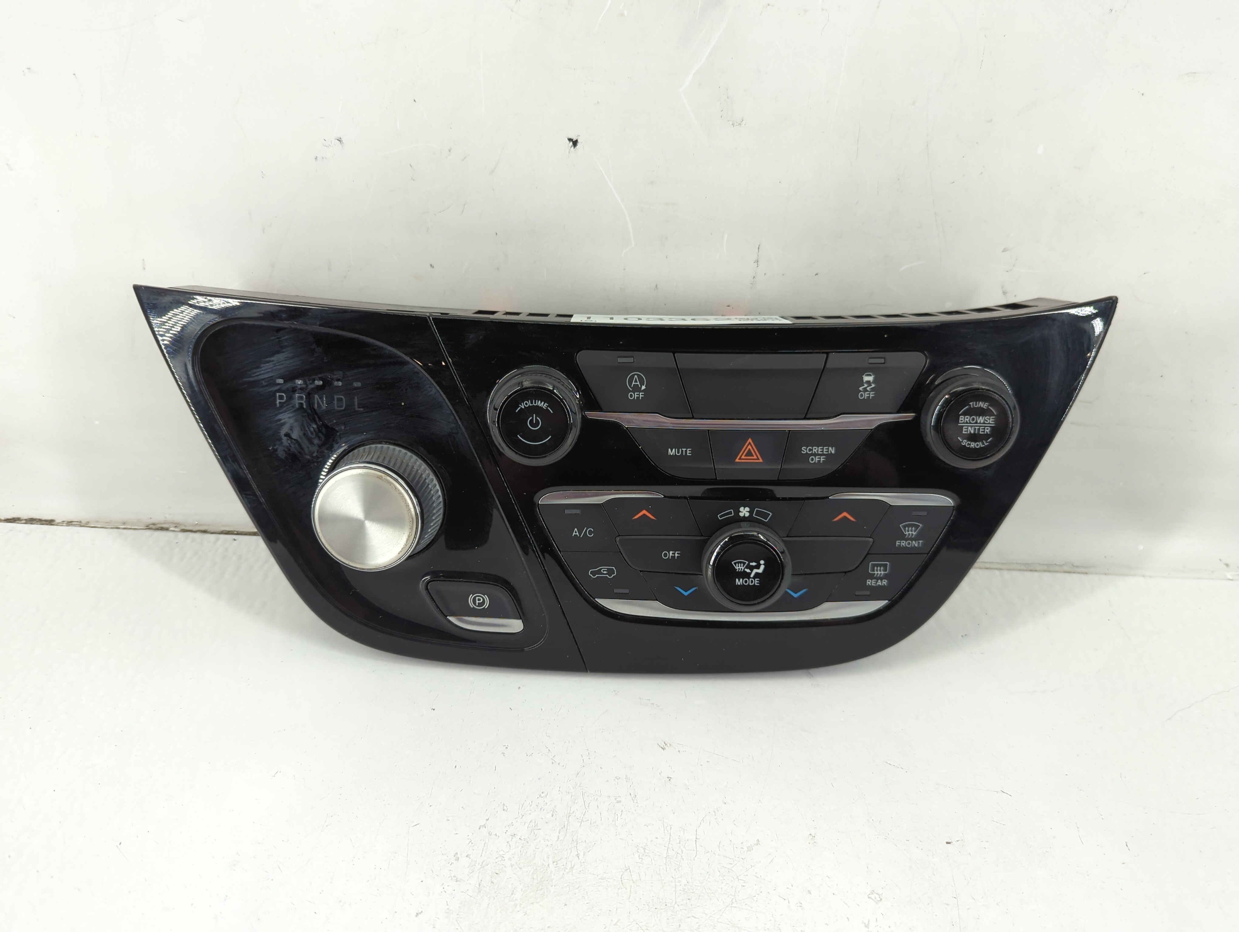 Picture of 2021-2021 Chrysler Voyager Ac Heater Climate Control P7as371x8aa 1103362