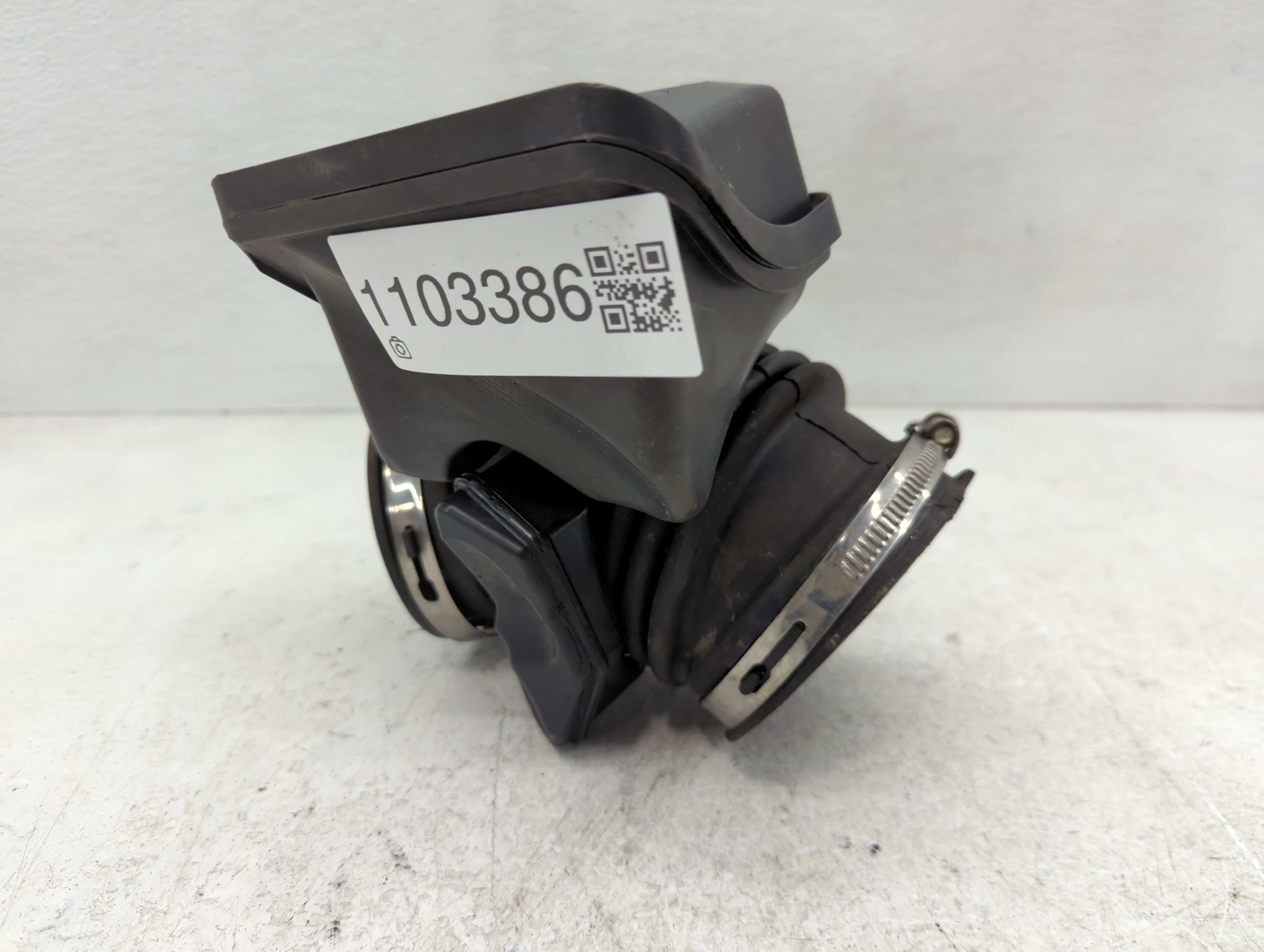 Picture of 2010 Buick Lacrosse Air Cleaner Intake Duct Hose Tube 1103386