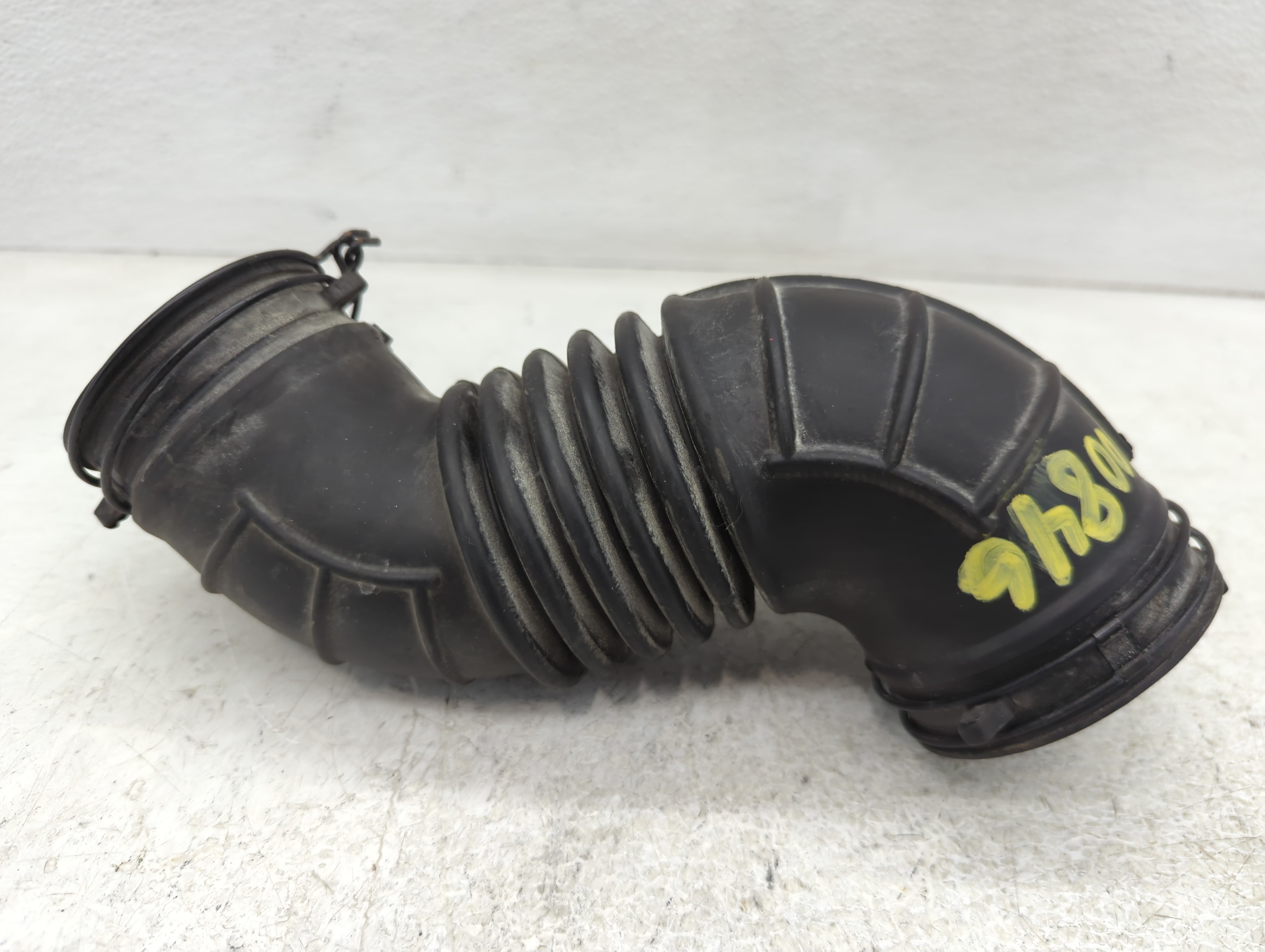 2017 Hyundai Veloster Air Cleaner Intake Duct Hose Tube 1103408 - Oemusedautoparts1.com