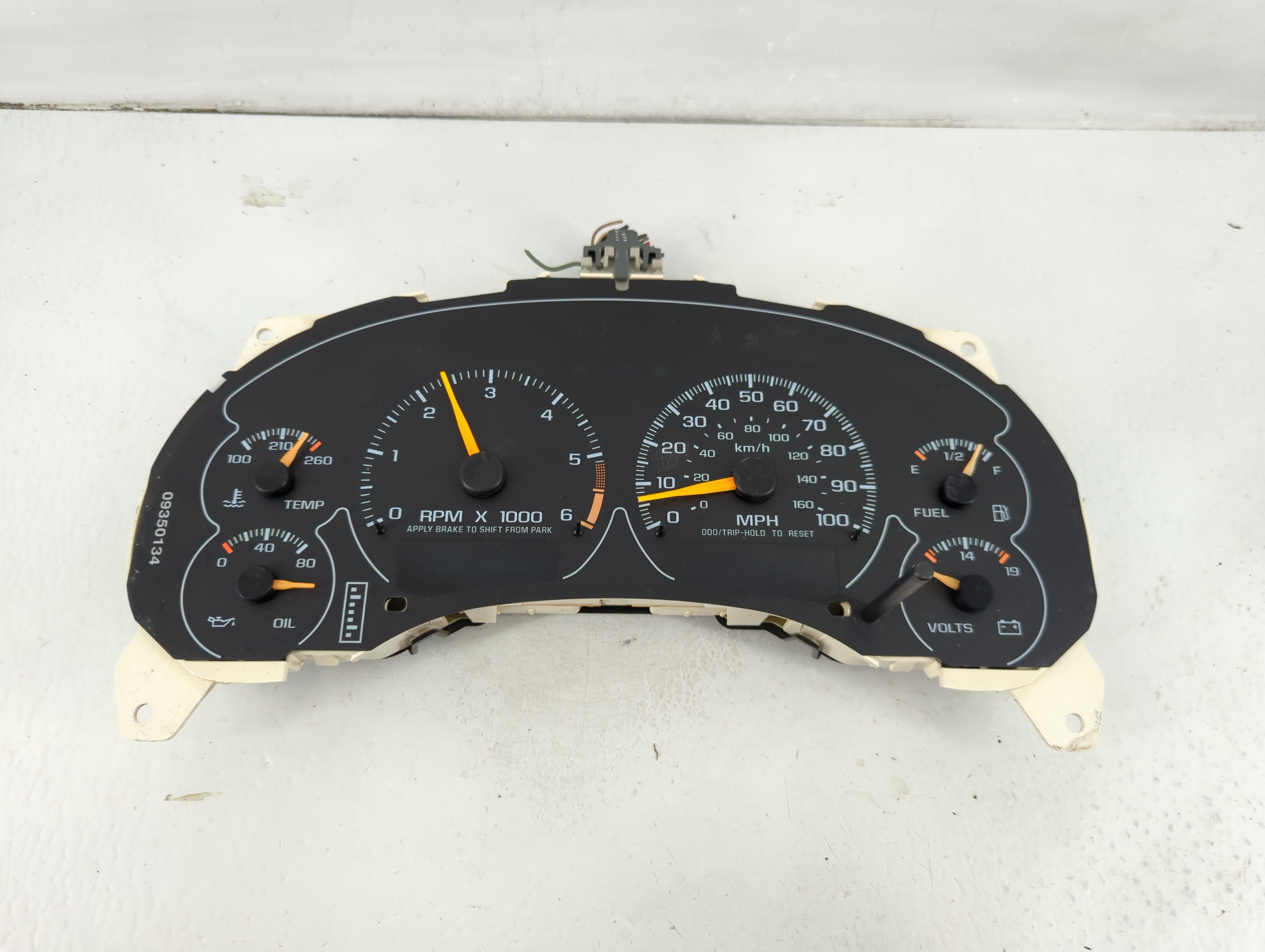 Picture of 2000-2004 Chevrolet S10 Speedometer Instrument Cluster Gauges 09374165 1103462