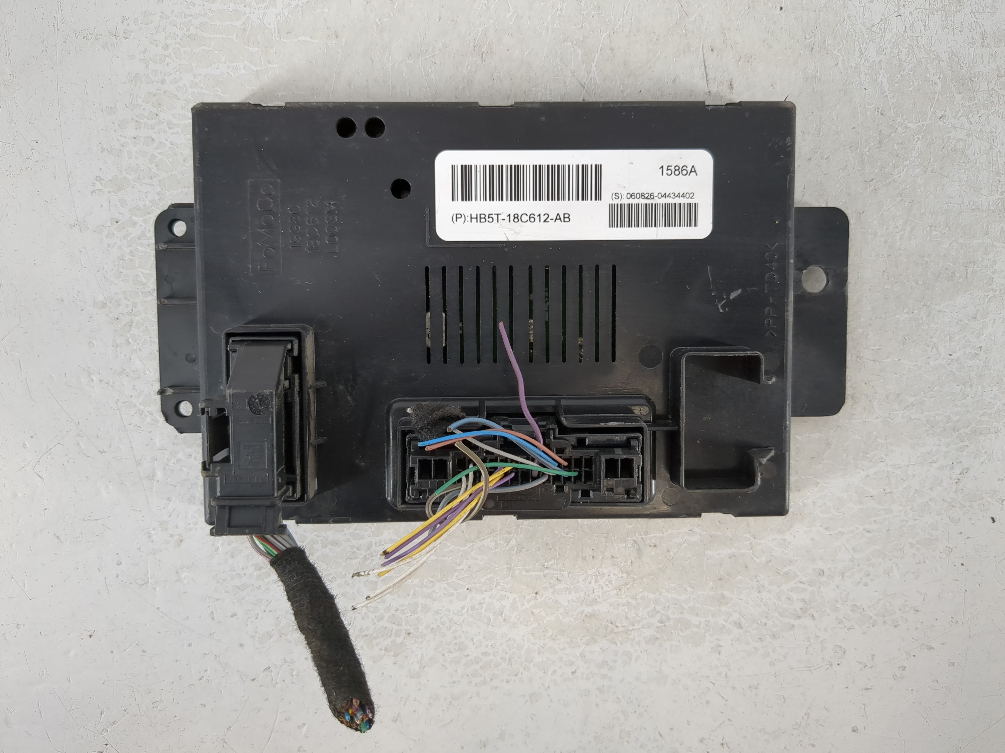 Picture of 2017-2019 Ford Explorer Chassis Control Module Ccm Bcm Body Control 1103489