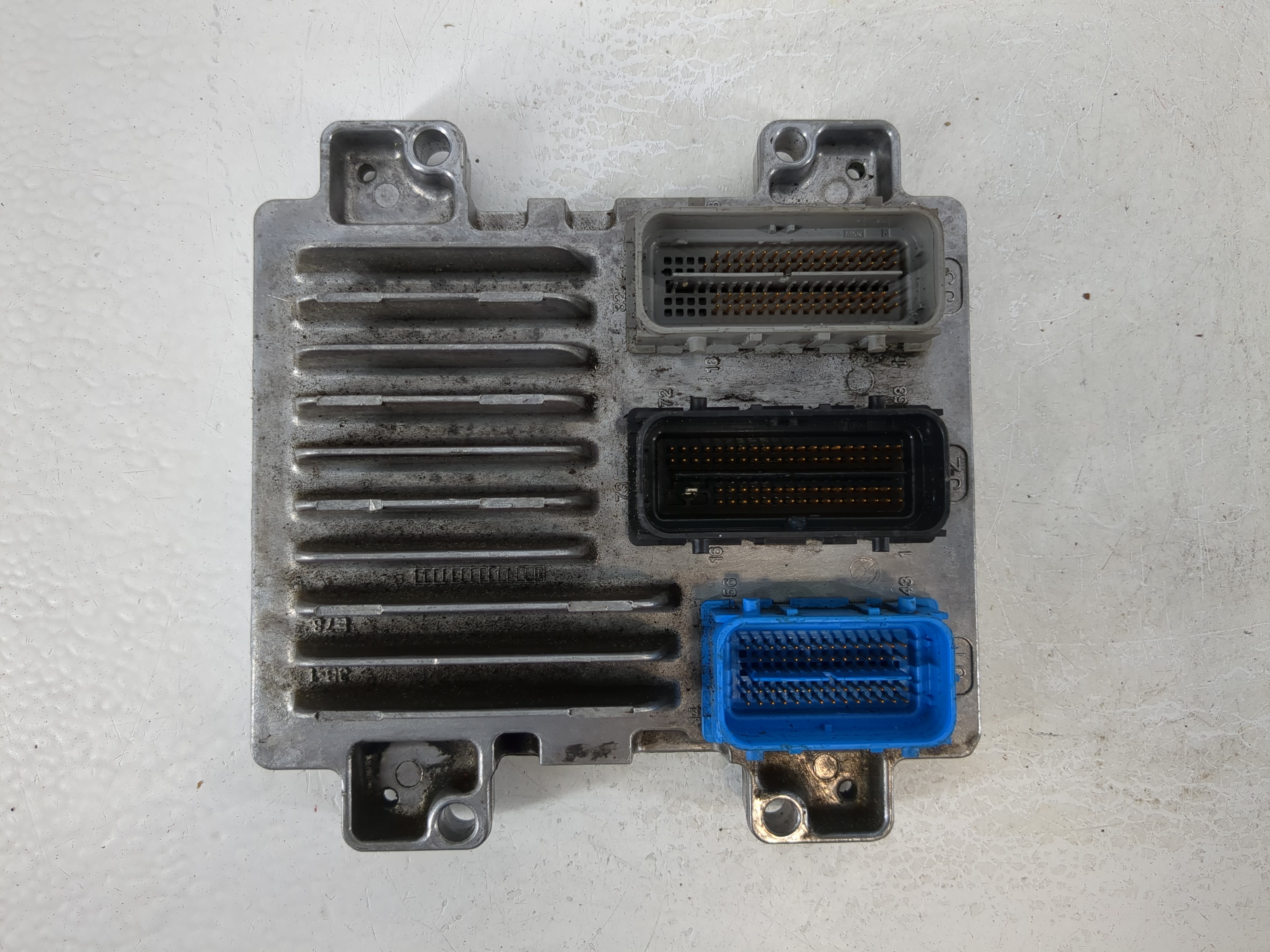 Picture of 2012-2016 Chevrolet Cruze Engine Control Computer Ecu Pcm Ecm Pcu Oem 1103570