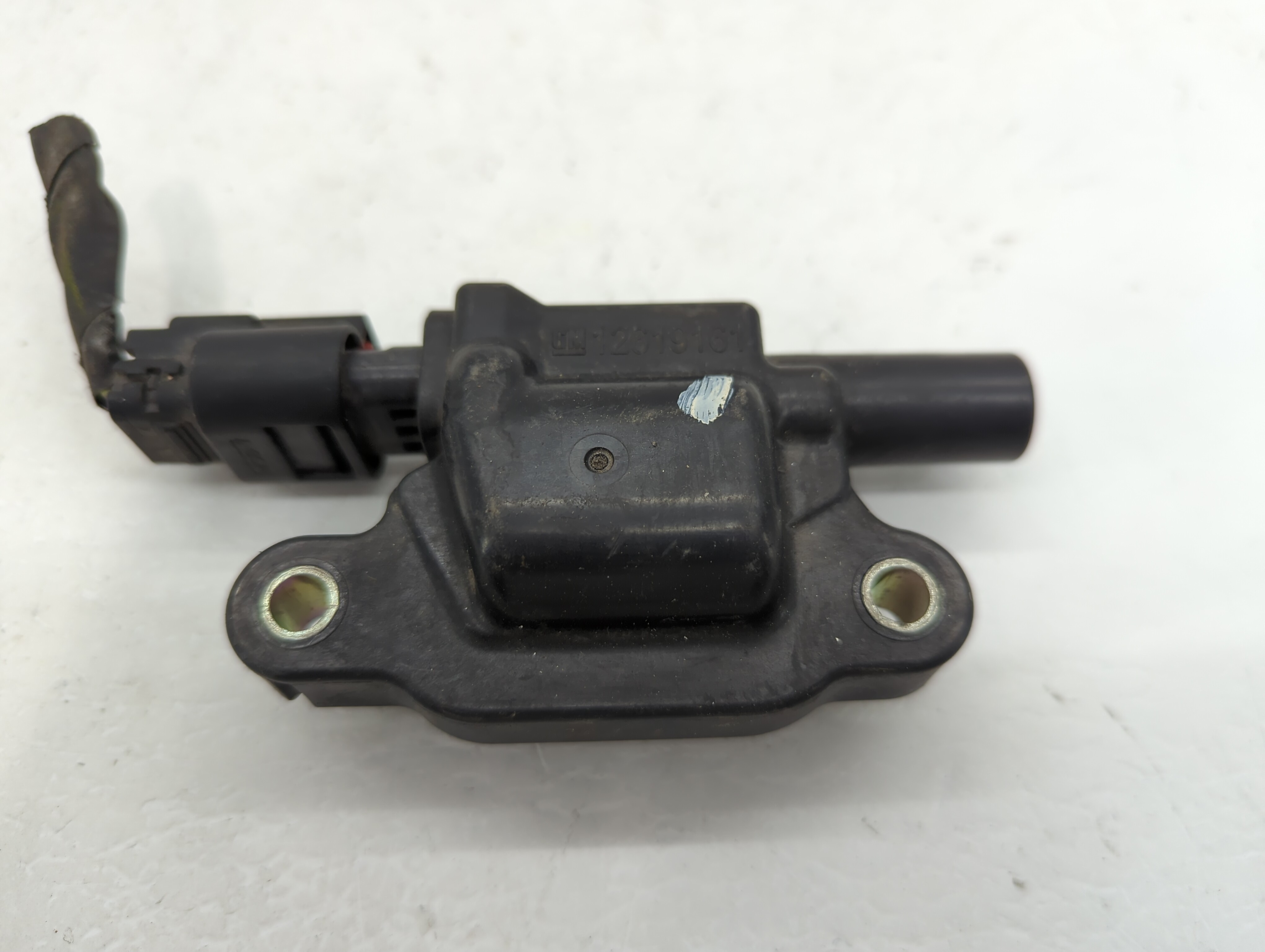 2014-2022 Chevrolet Silverado 1500 Ignition Coil Igniter Pack 1103605 - Oemusedautoparts1.com