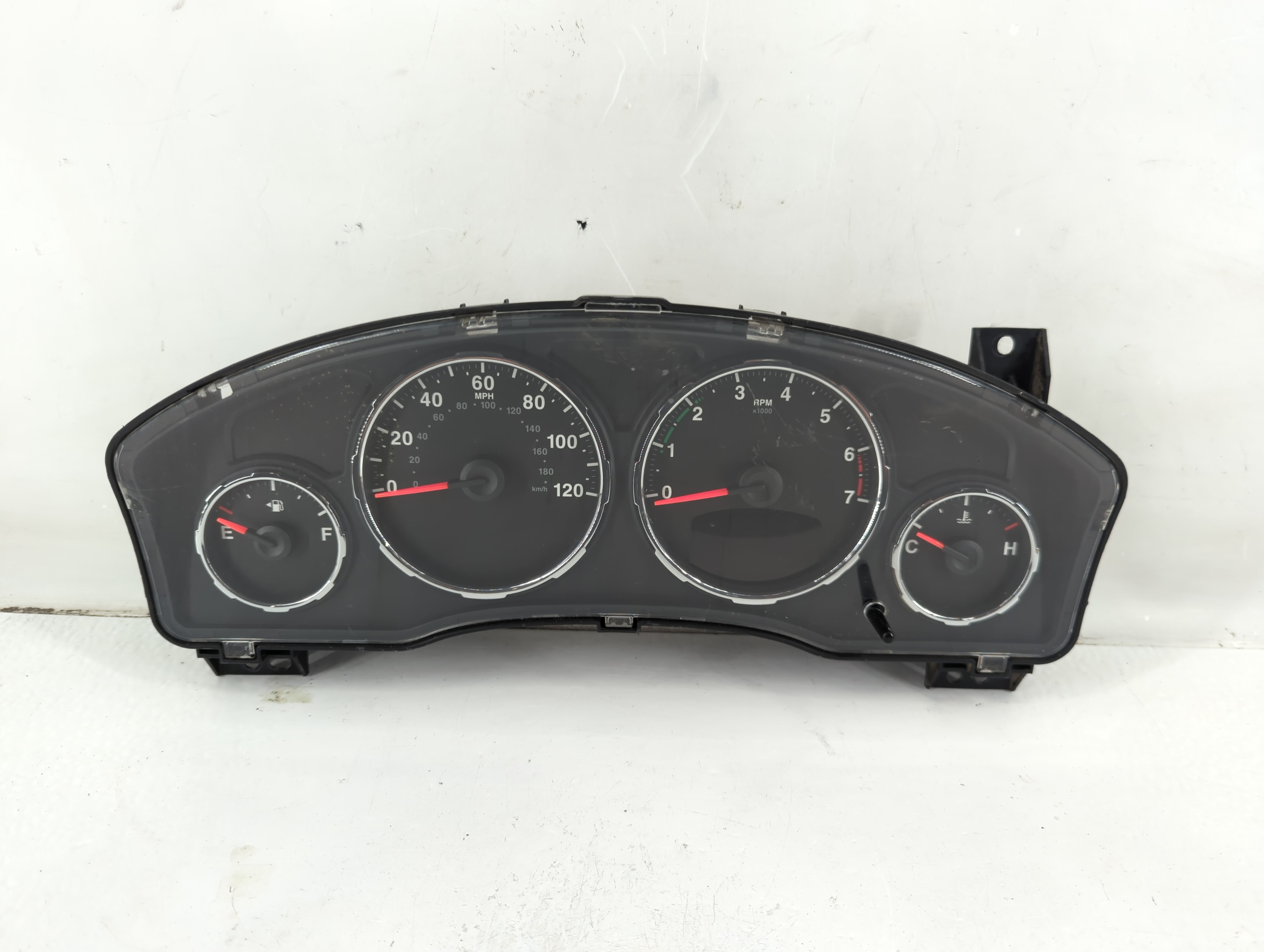 Picture of 2011-2011 Jeep Liberty Speedometer Instrument Cluster Gauges P05172920ac 1103636
