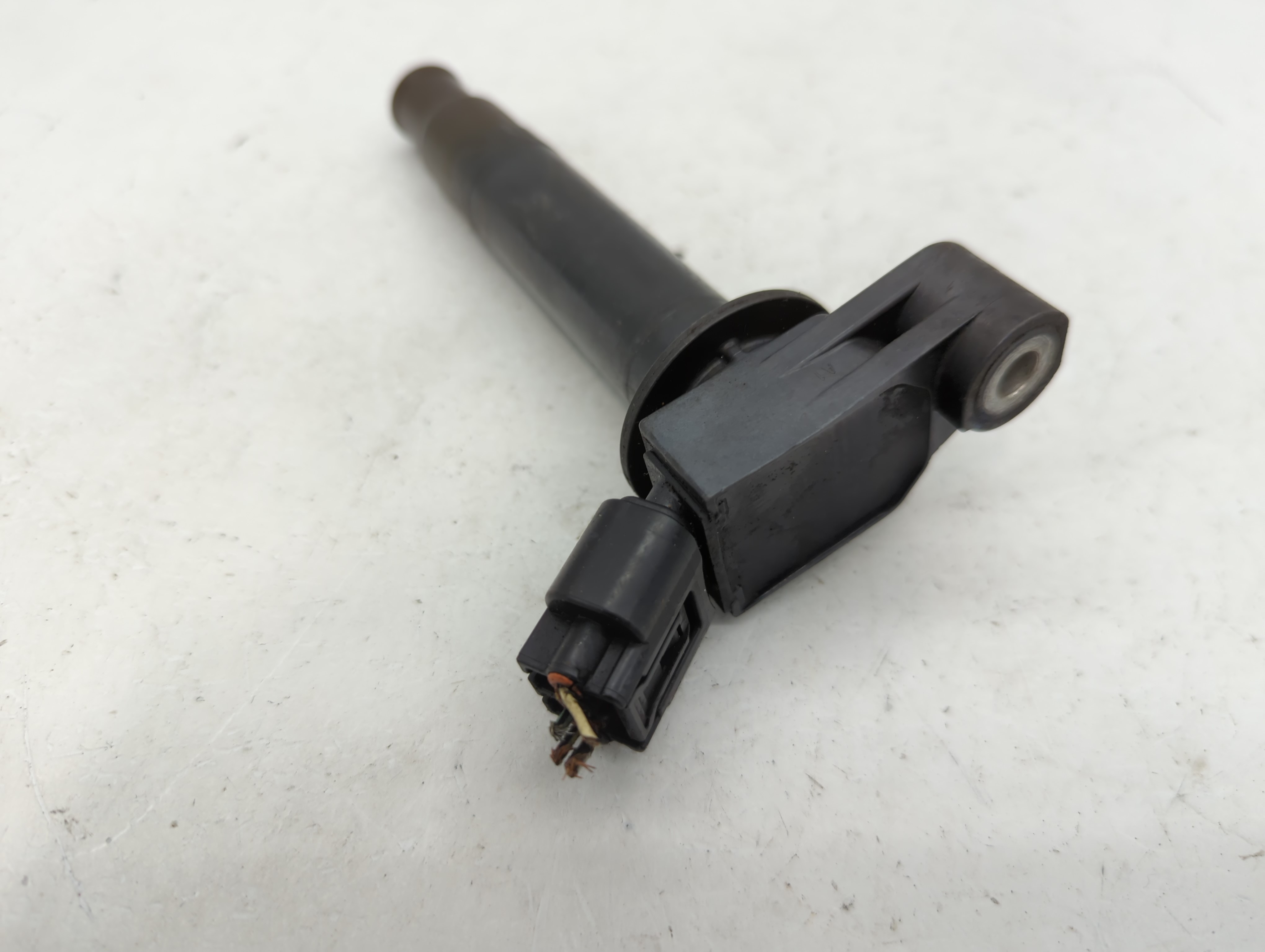 2000-2004 Toyota Avalon Ignition Coil Igniter Pack 1103645 - Oemusedautoparts1.com