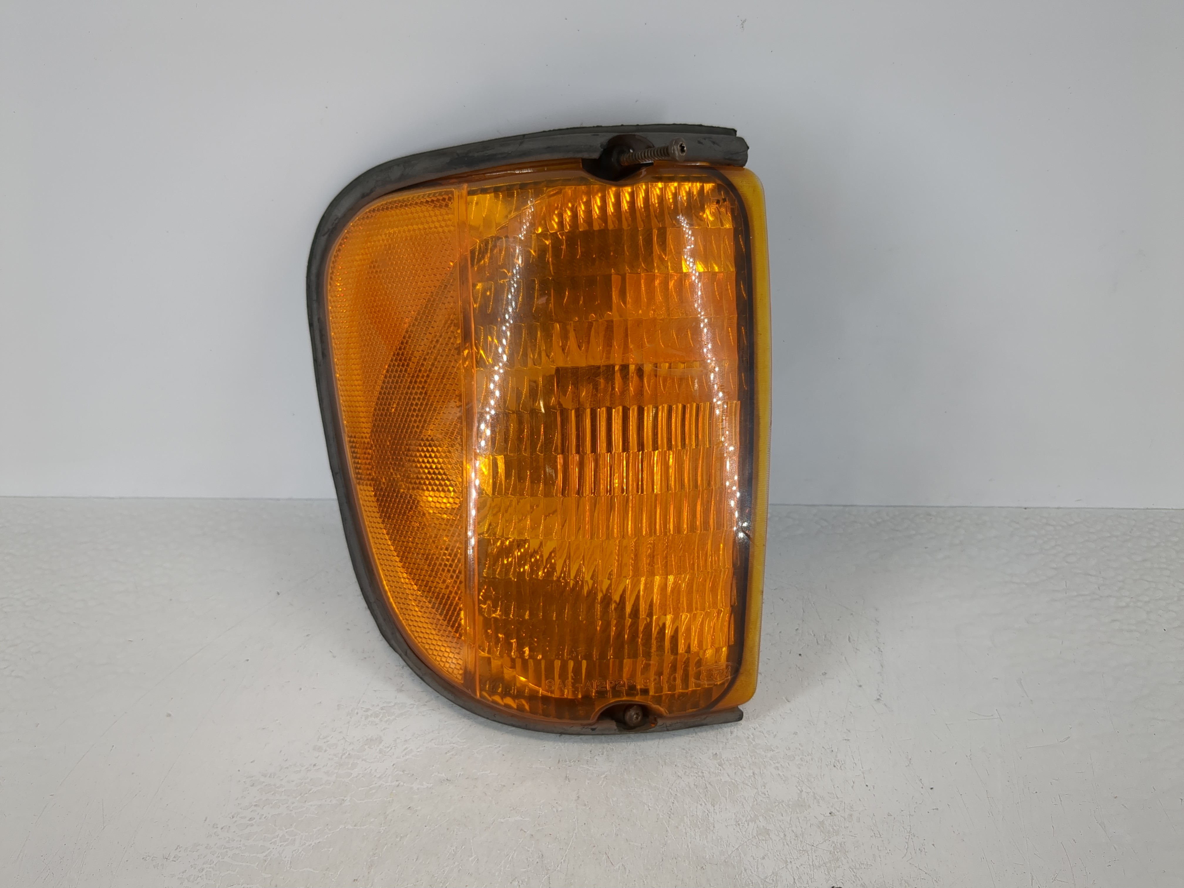 Picture of Mercedes-benz E250 Passenger Right Oem Front Light Lamp 1103689