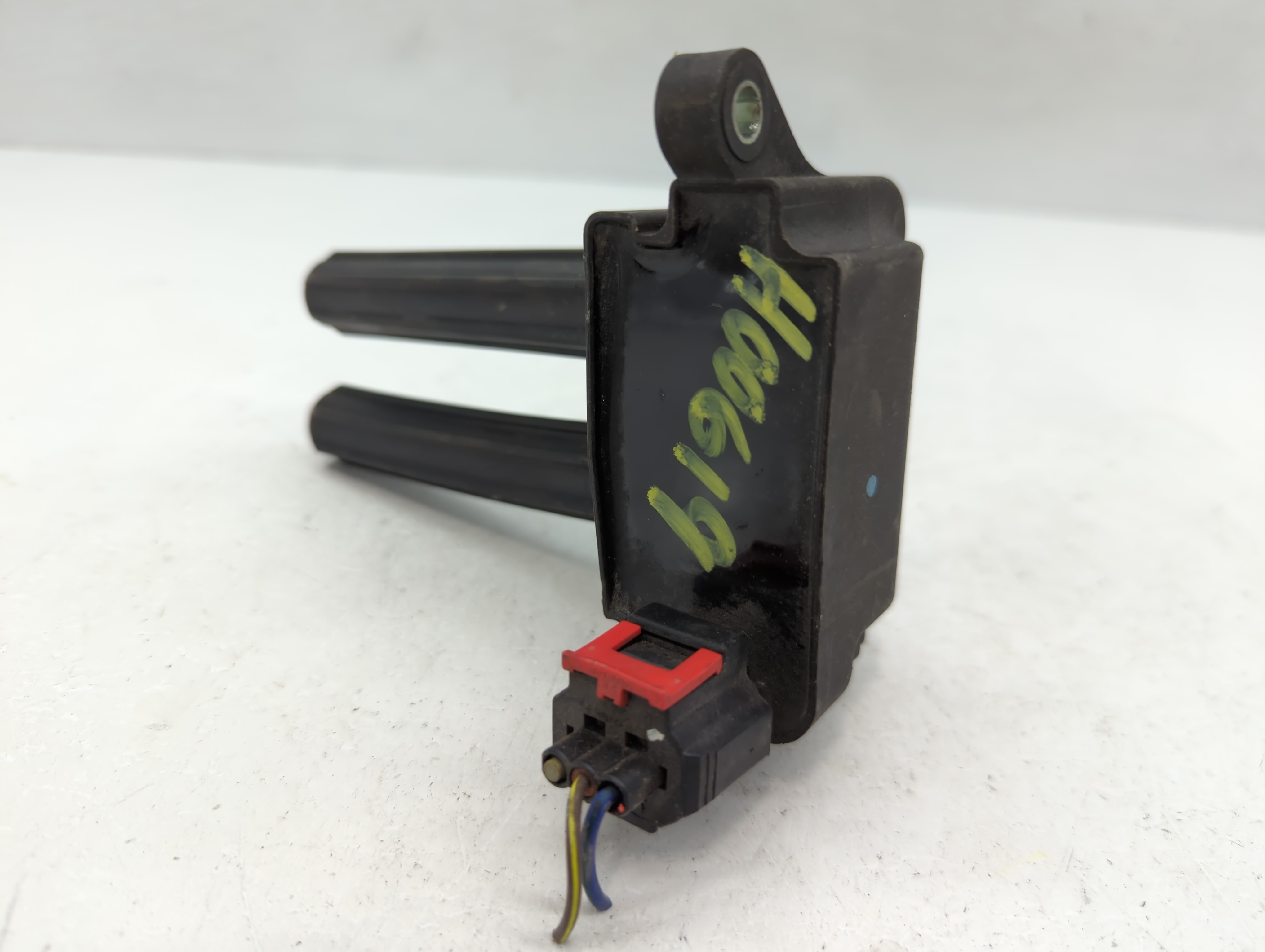 Dodge Ram 1500 Ignition Coil Igniter Pack 1103703 - Oemusedautoparts1.com