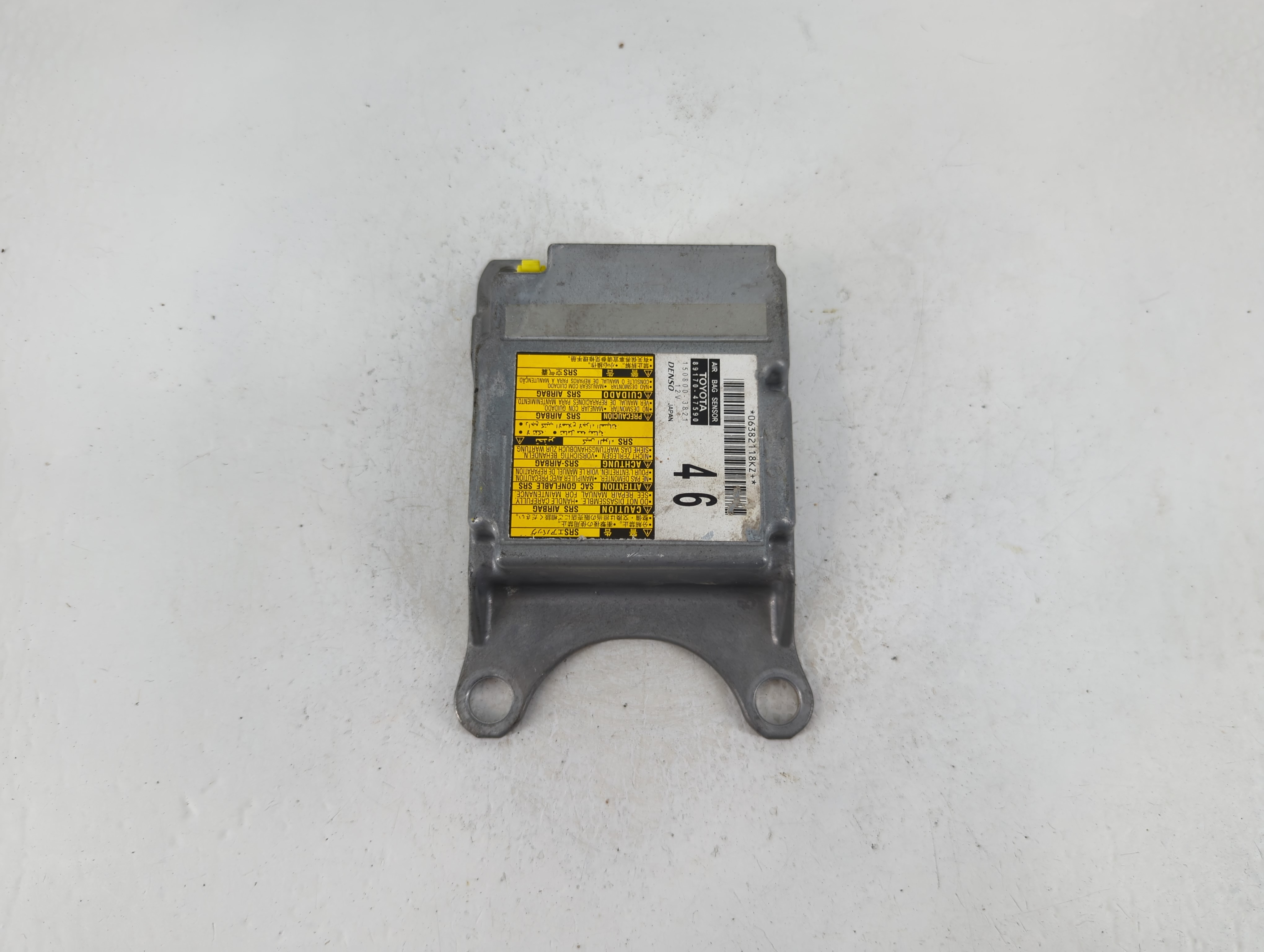 Picture of 2015 Toyota Prius Engine Control Computer Ecu Pcm Ecm Pcu Oem 1103733