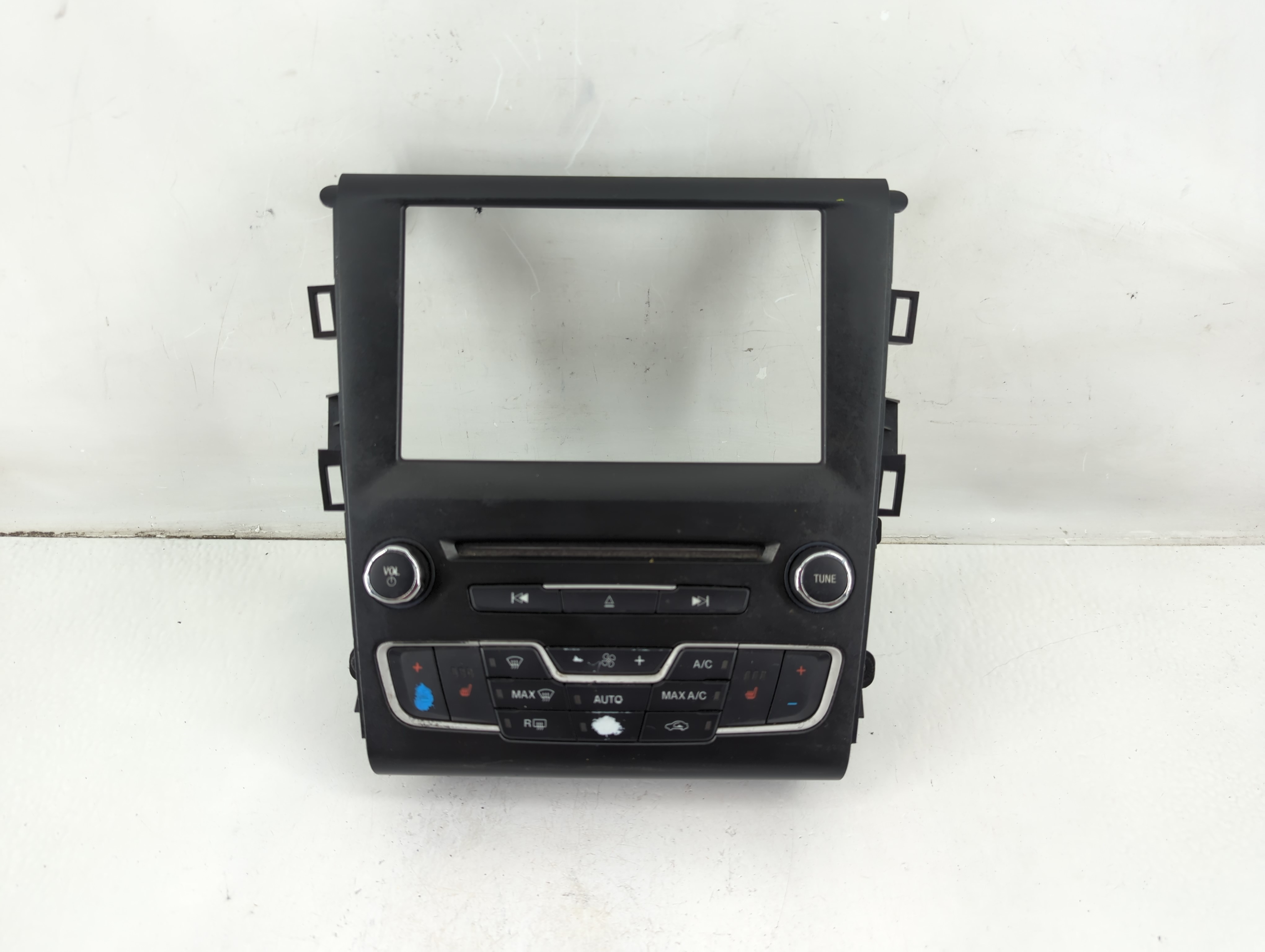 Picture of 2016-2020 Ford Fusion Am Fm Cd Player Radio Receiver 1103764