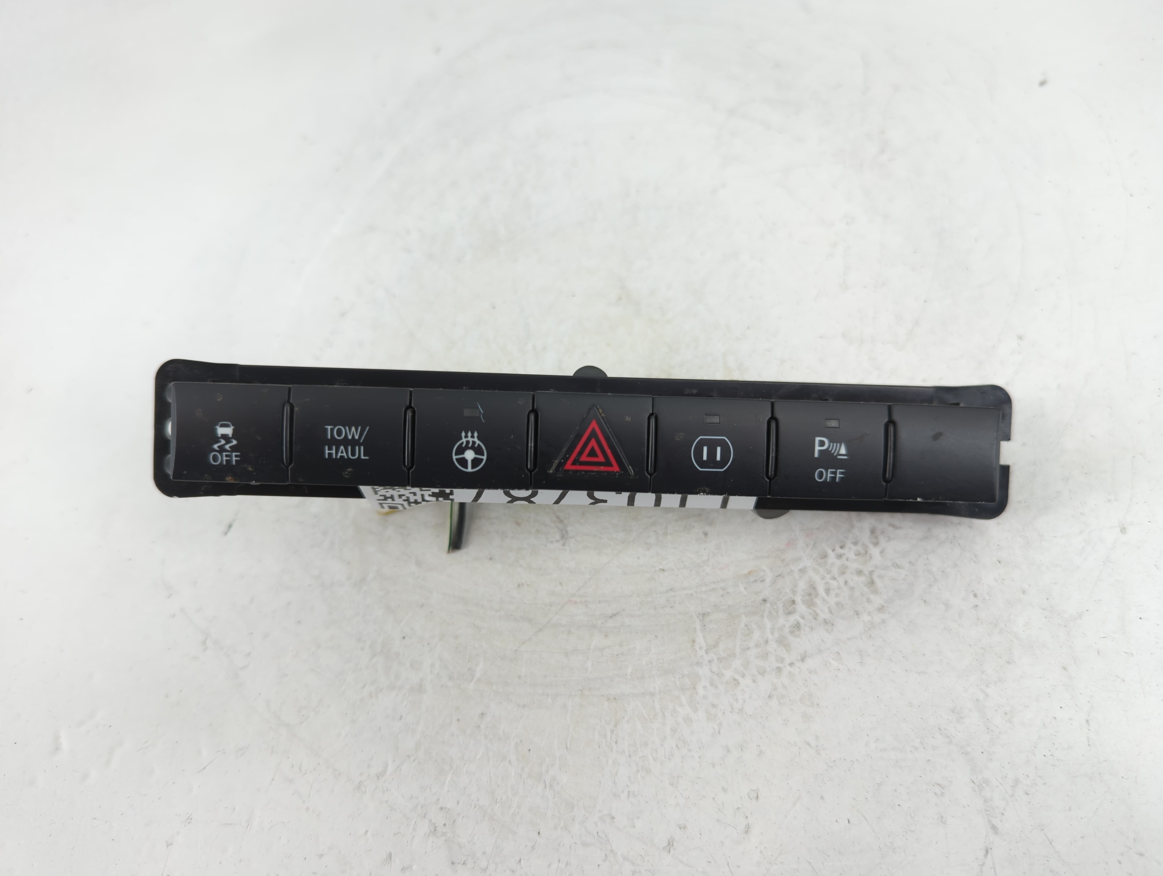 2011 Jeep Grand Cherokee Dash Tow Haul Traction Control Switch 1103787 - Oemusedautoparts1.com