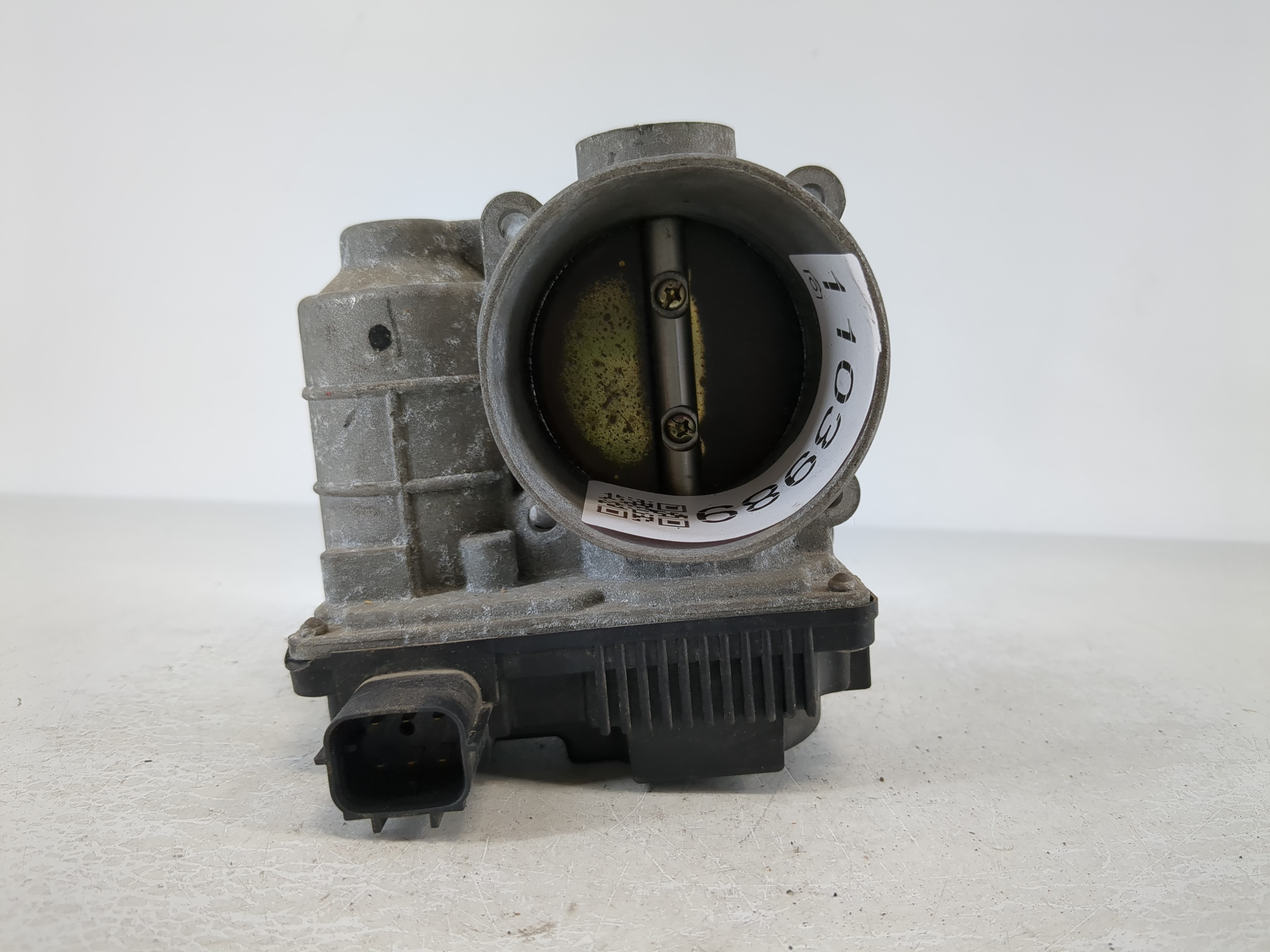 Picture of 2002-2006 Nissan Altima Throttle Body 1103989