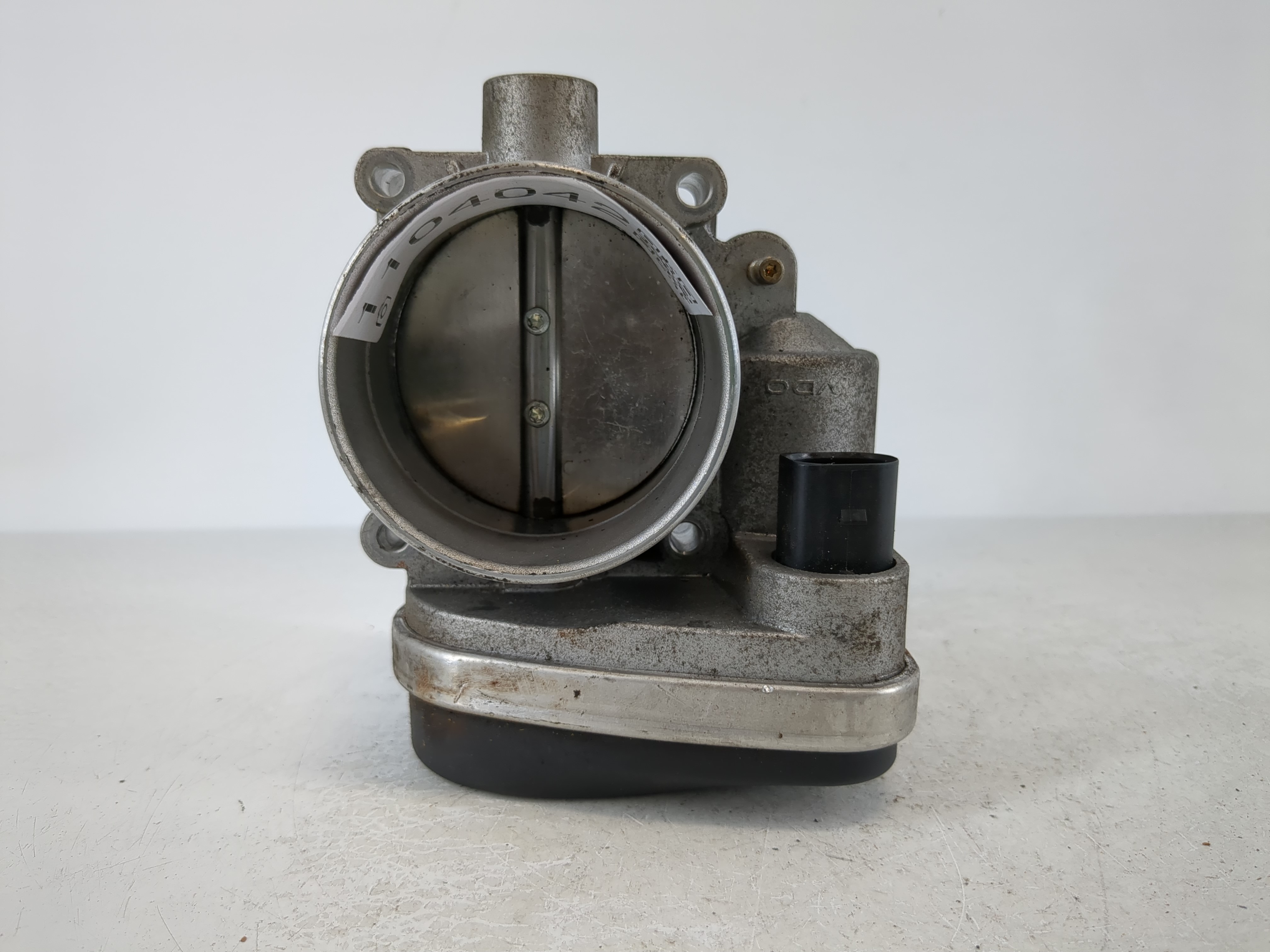 Picture of 2001-2006 Bmw X5 Throttle Body 1104042