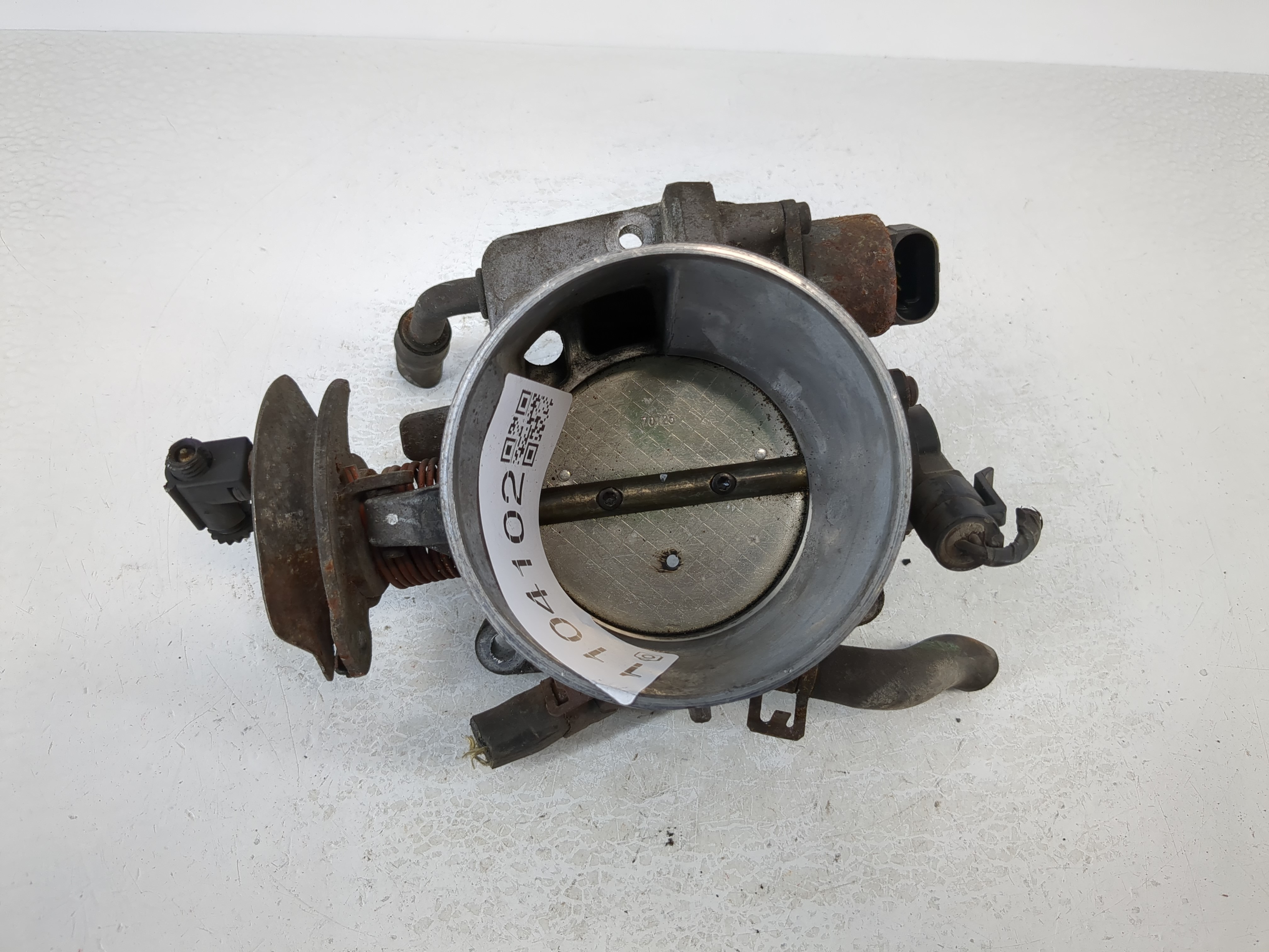 Picture of 2000-2002 Chevrolet Tahoe Throttle Body 1104102