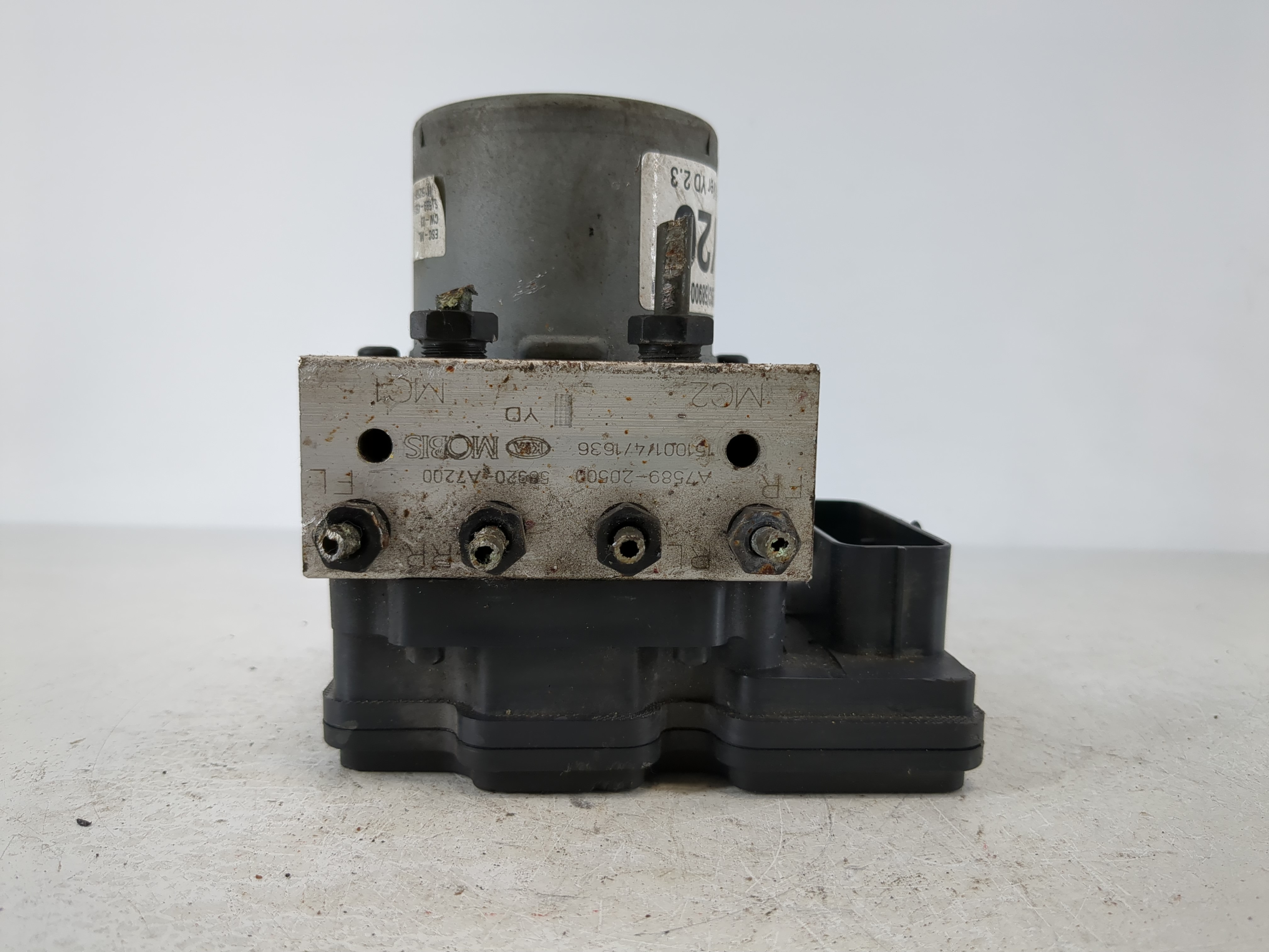 Picture of 2014-2016 Kia Forte Abs Pump Control Module 1104112