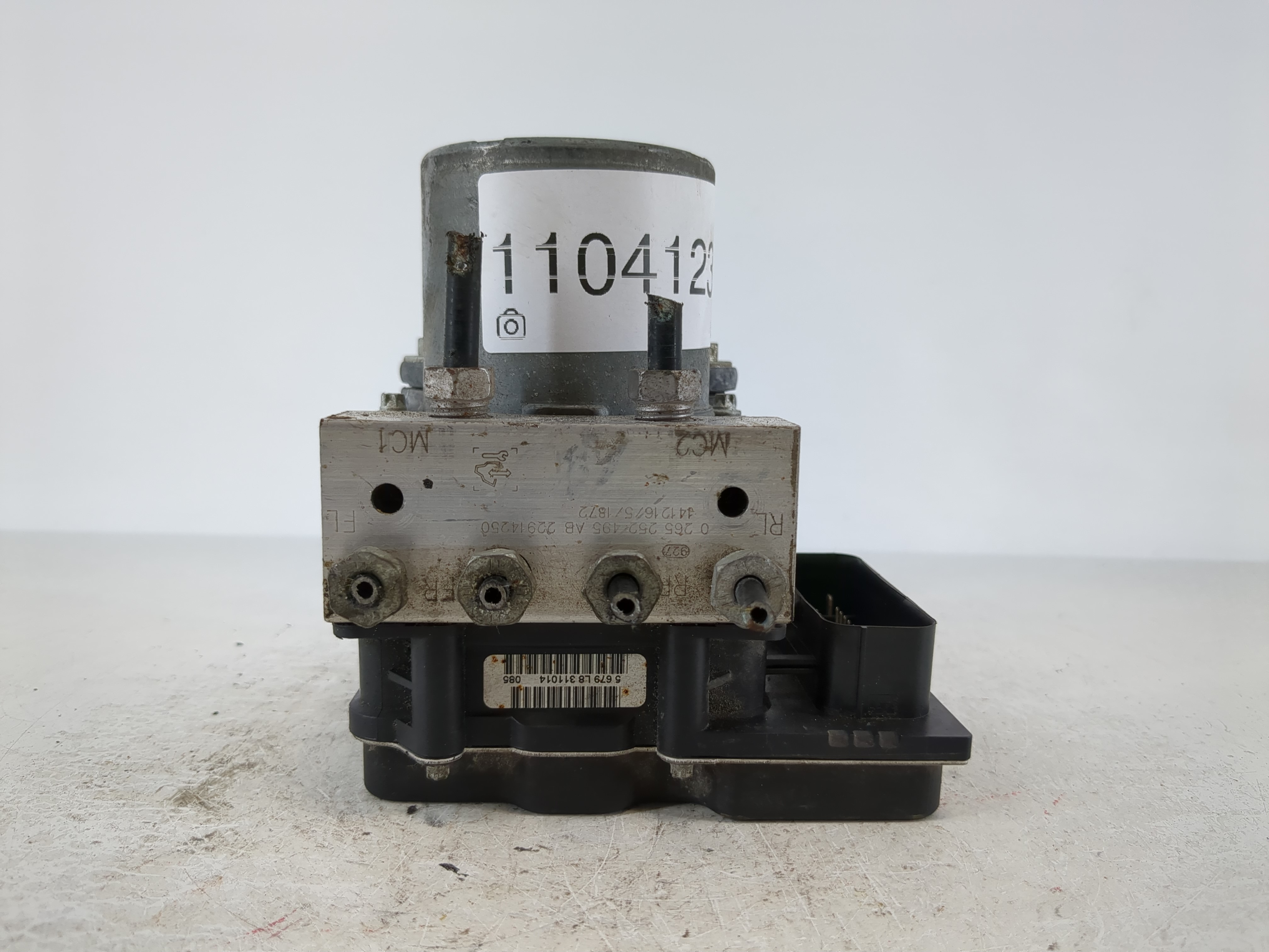 Picture of 2012-2015 Chevrolet Camaro Abs Pump Control Module 1104123